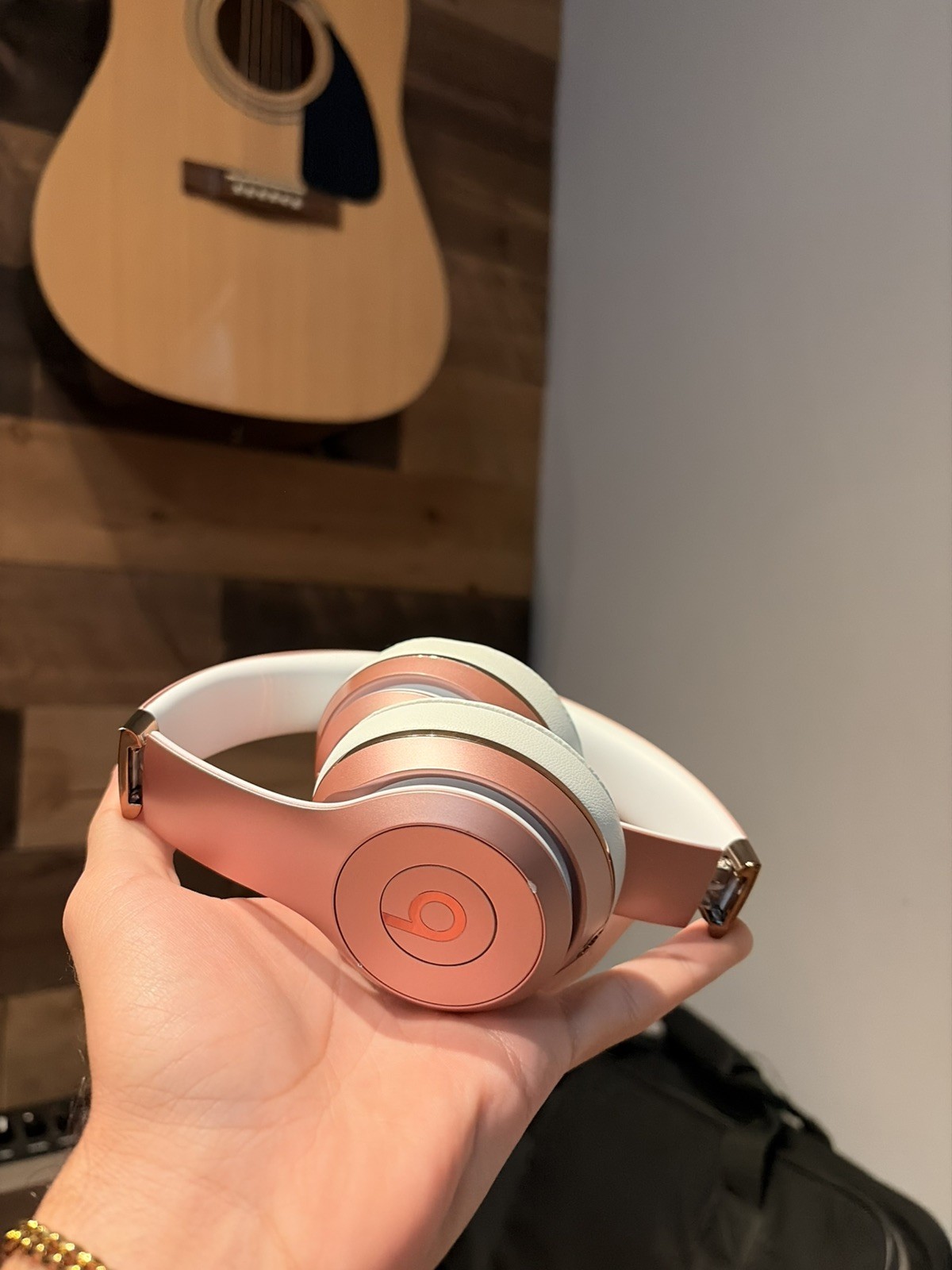 Beats Solo3 Wireless On-Ear Headphones – Rose Gold