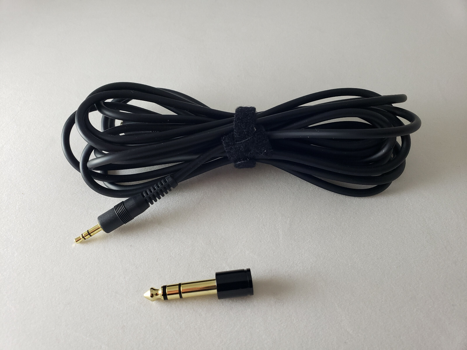 ULTRASONE Edition 8 Ruthenium Headphones – Silver/Black, gorgeous, barely used.
