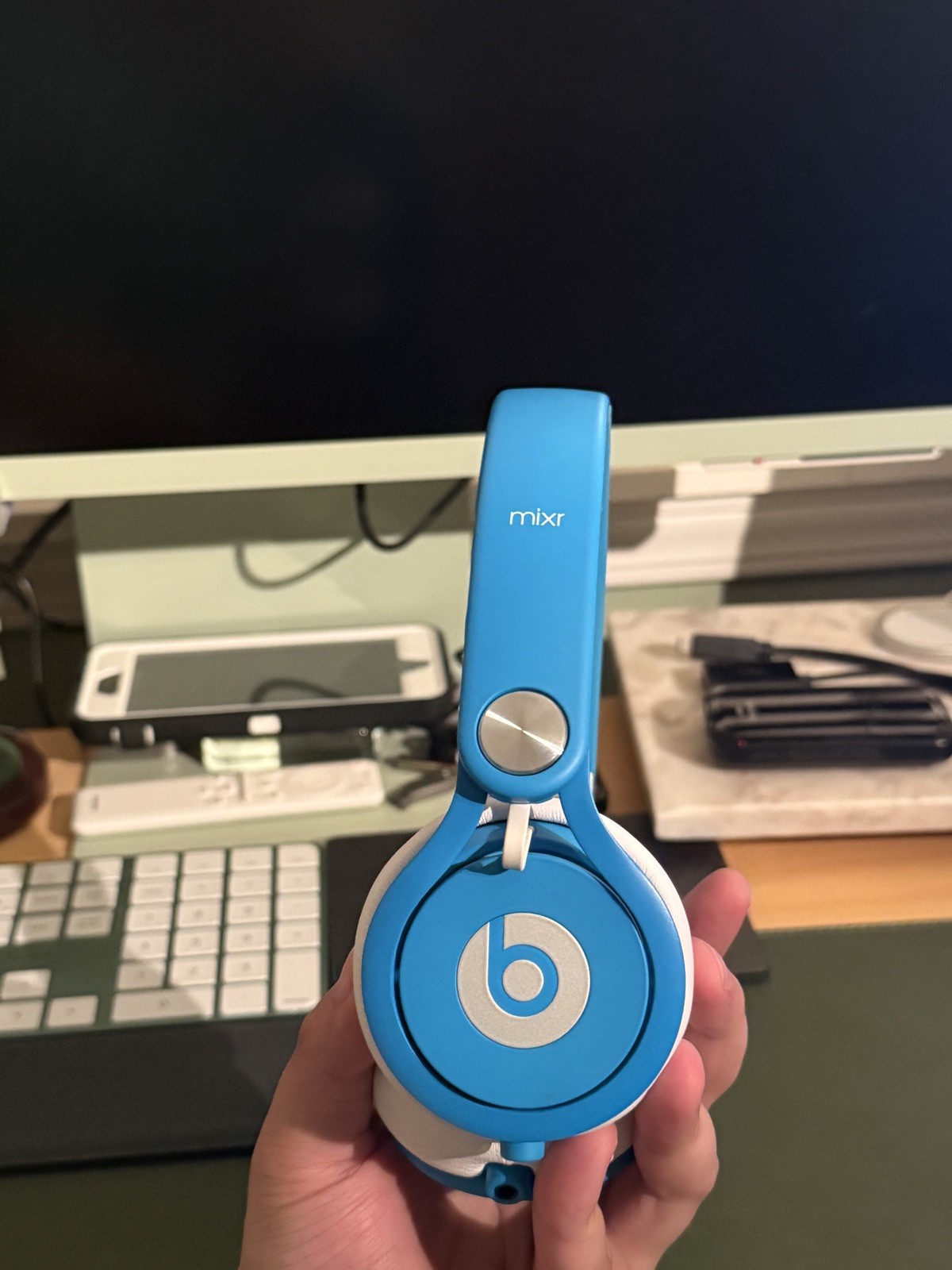 Beats by Dr. Dre Beats Mixr on ear Headphones (Blue Color) Tested A- Grade🔥