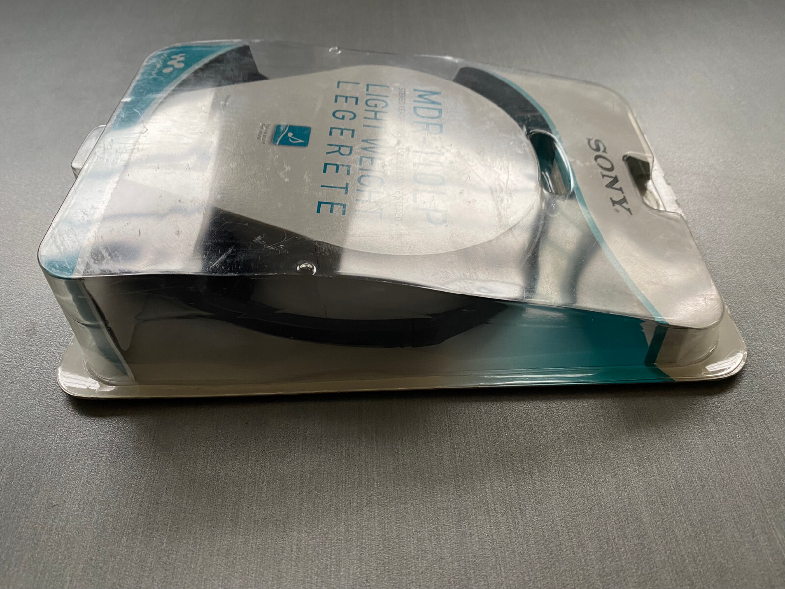 2005 SONY MDR-110LP Stereo Headphones 3.5 mm For Walkman Lightweight NEW SEALED