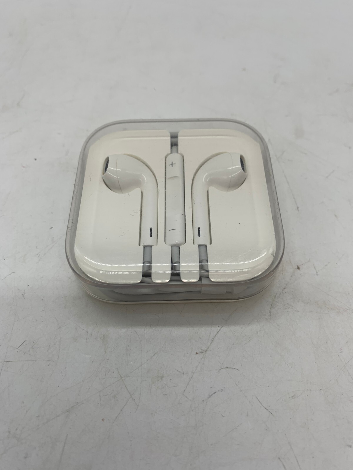 NEW Original Apple iPhone EarPods 3.5mm Jack Wired Earbuds Earphones Headphones