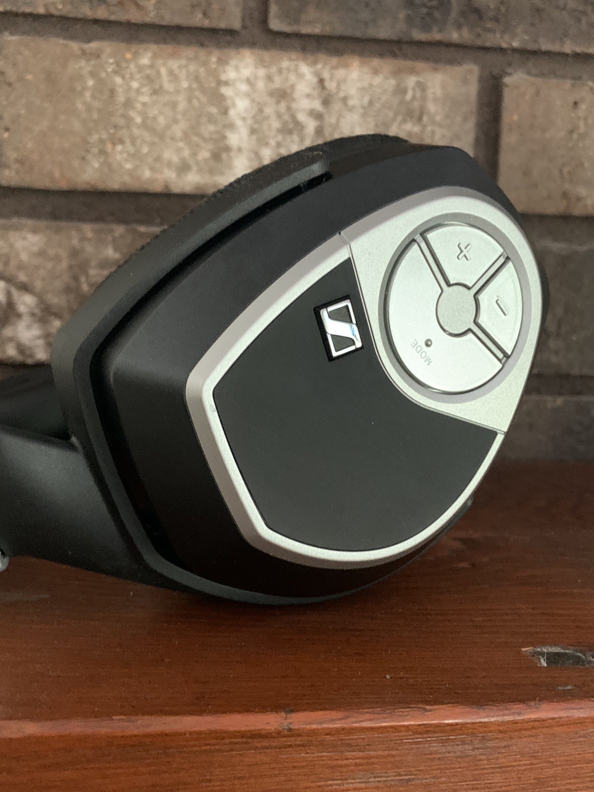 Sennheiser HDR 195 Wireless Headphones For RS 195-U RF Listening System | CLEAN
