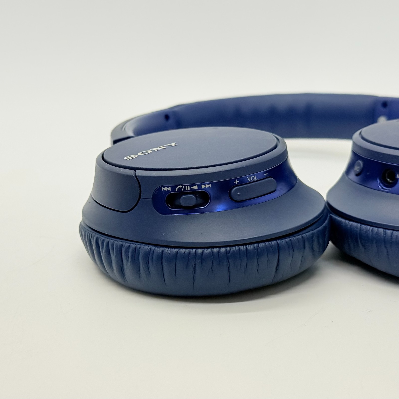Sony WH-CH700N Wireless Bluetooth Digital Noise Cancelling Over Ear Headphones