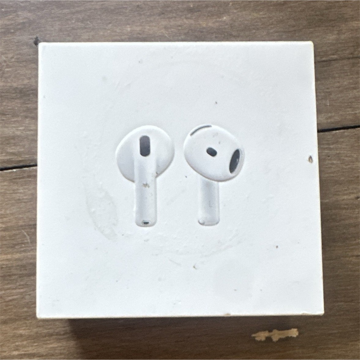 Apple AirPods 4 Wireless Bluetooth In-Ear Earbuds w/ Charging Case White