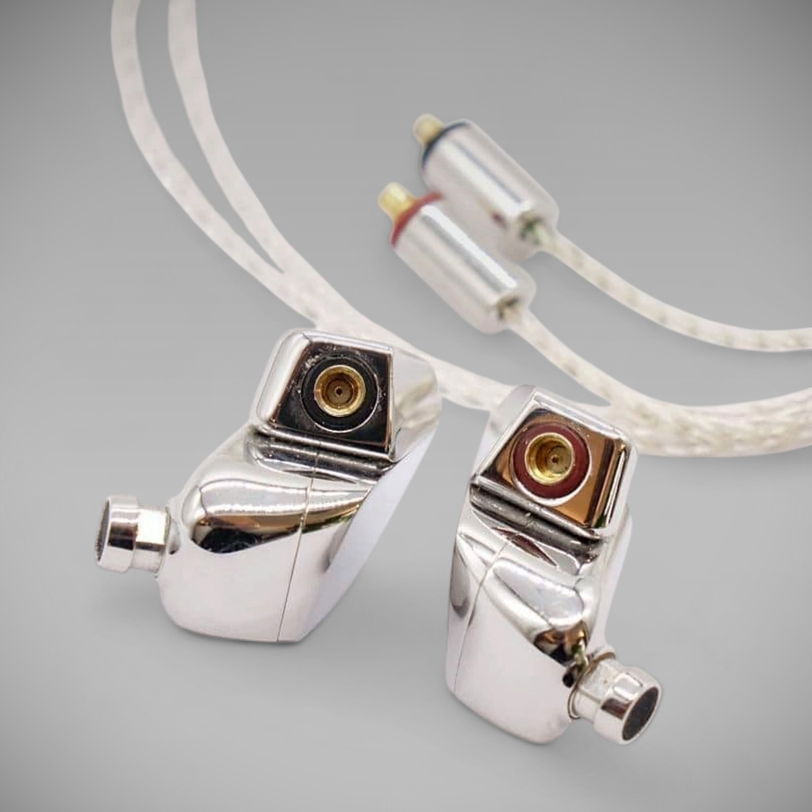 Final Audio A8000 FI-A8DSSD Balanced Armature In-Ear Monitor Earphones Tested