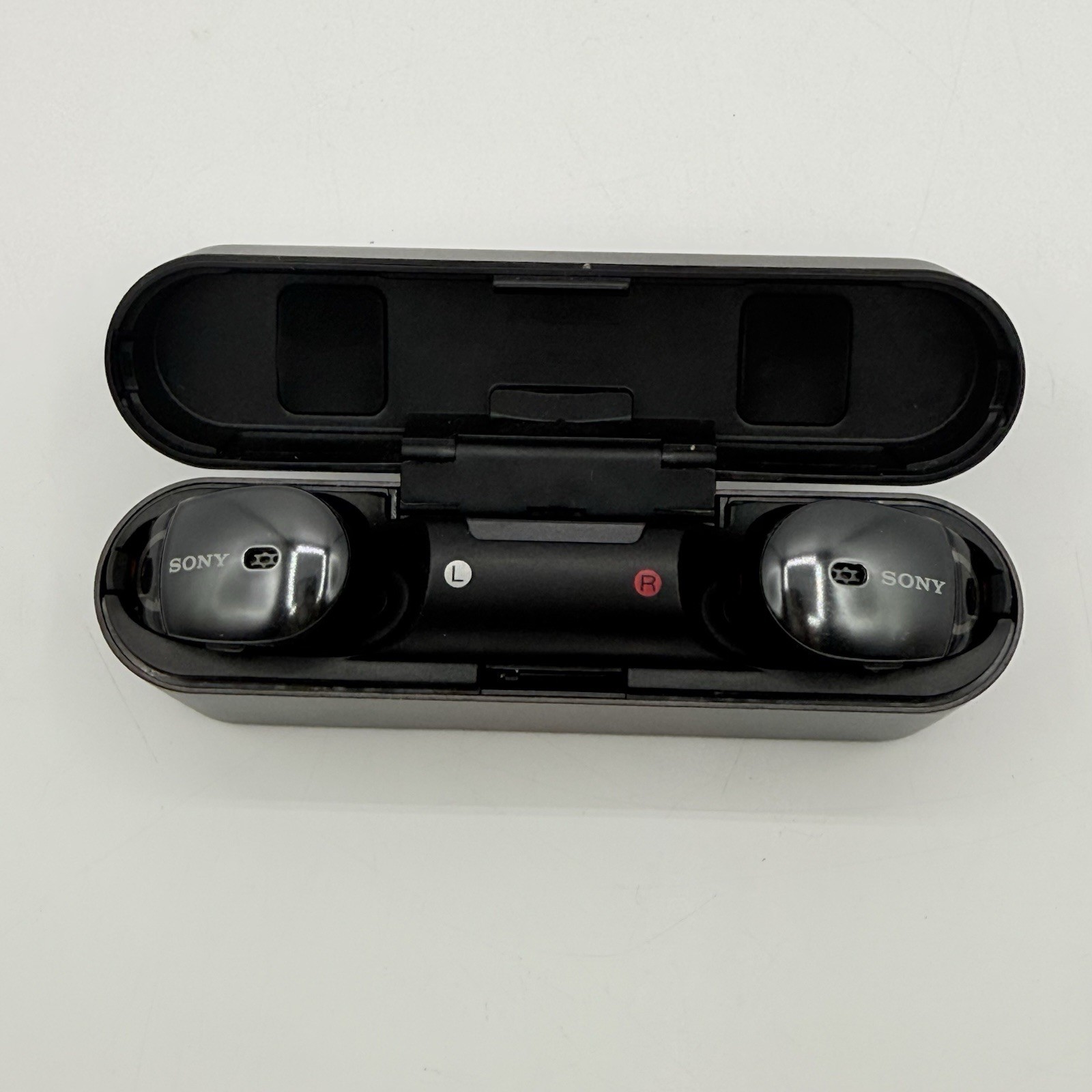 Sony BC-WF-1000X Wireless Noise Cancelling Case and Headphones for Parts