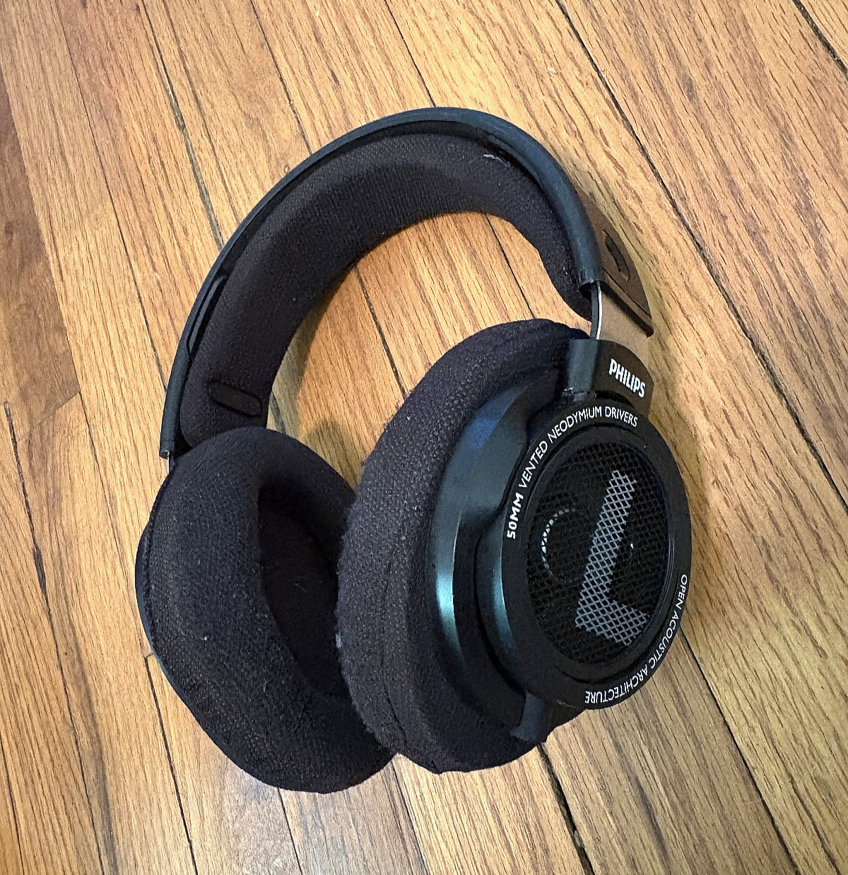 Philips SHP9500 HiFi Stereo Over-Ear Headphones – Black
