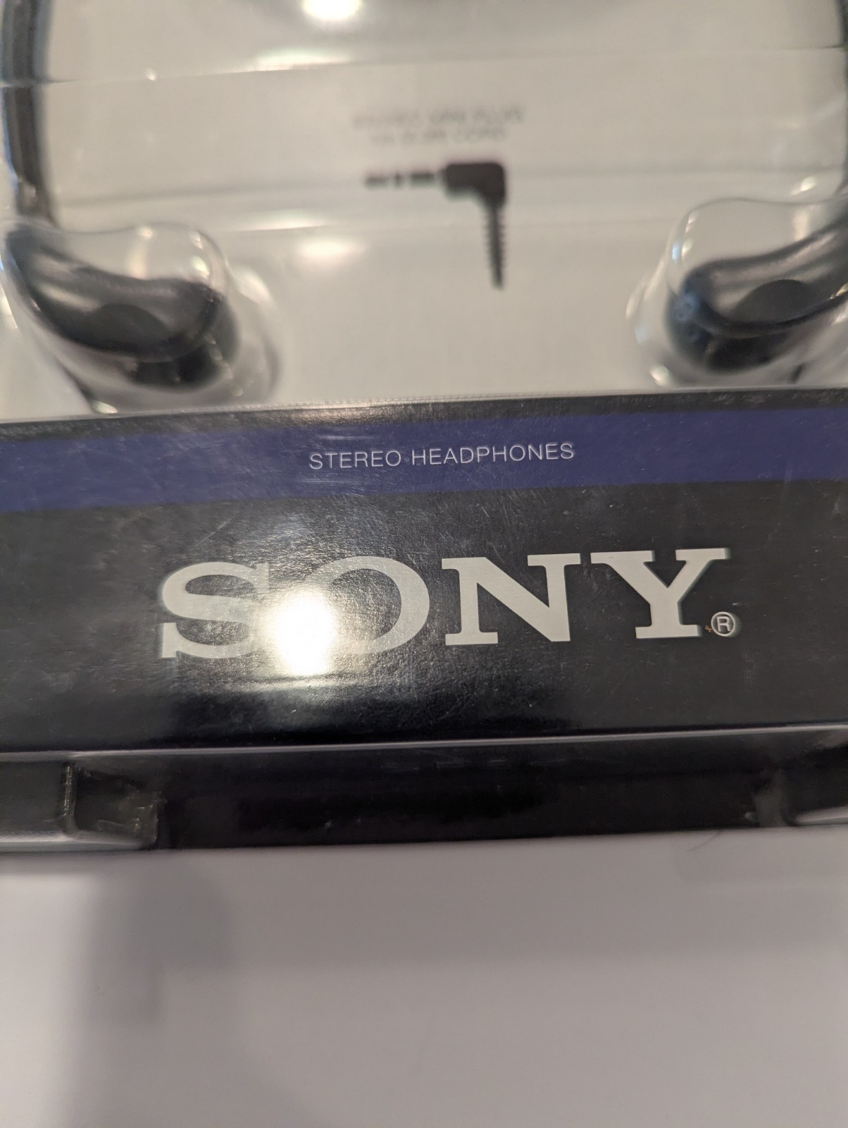 New SONY MDR-W08L Ultra Lightweight Vertical In-ear Stereo Headphones Sealed