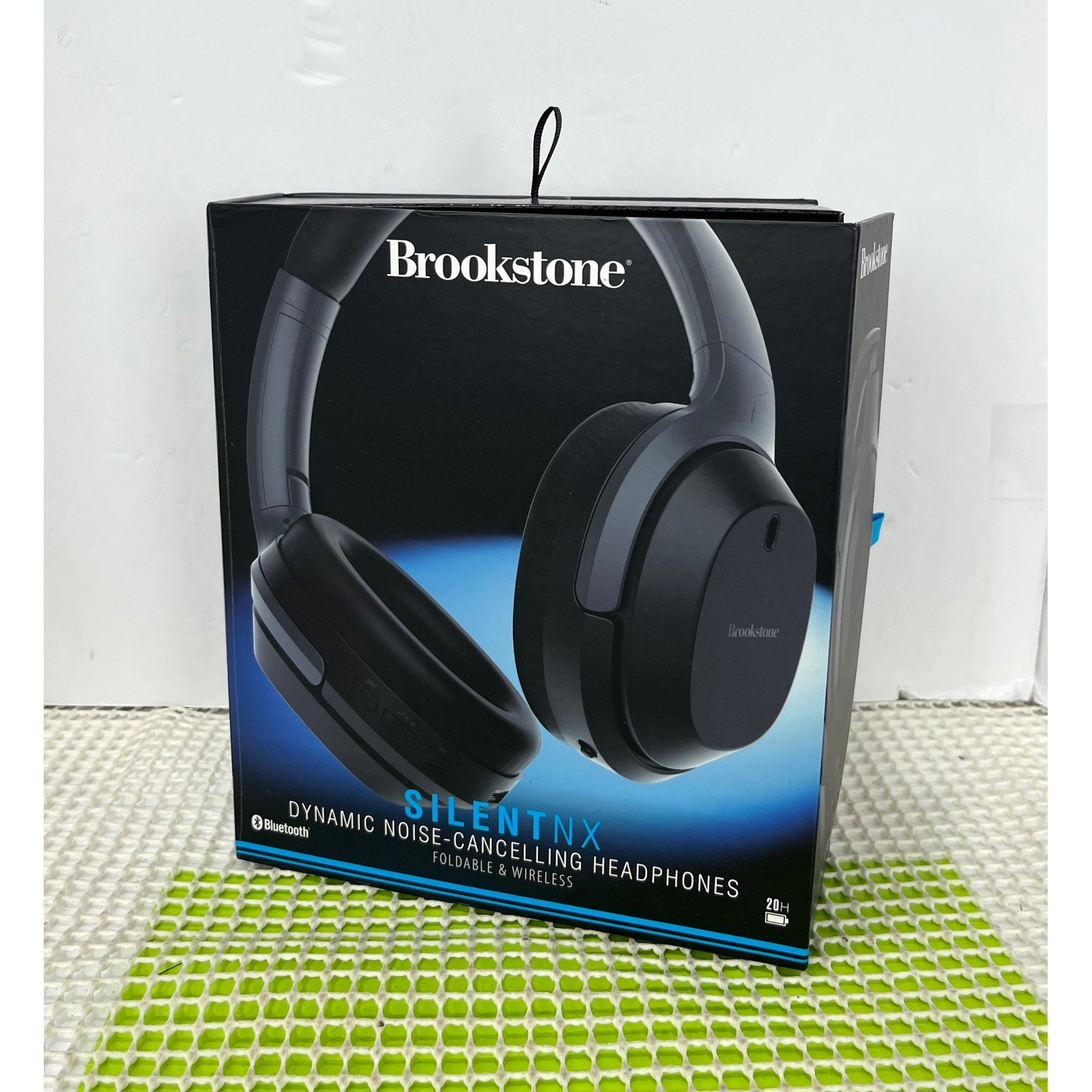 Brookstone SilentNX Wireless Noise Cancelling Headphones Black Works No Charger