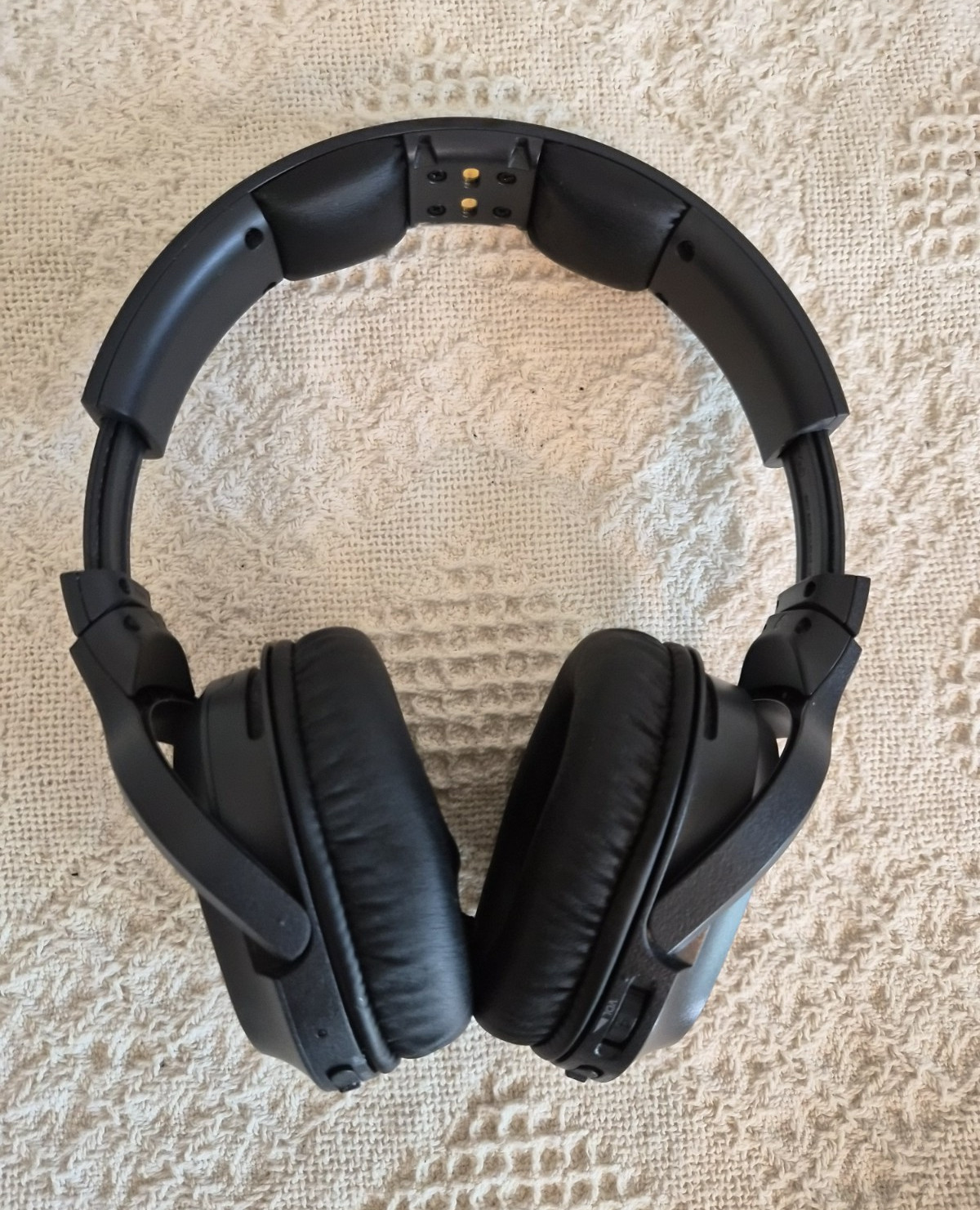 Sony WH-RF400R Wireless RF Over-Ear Headphones Black, No Charging Dock