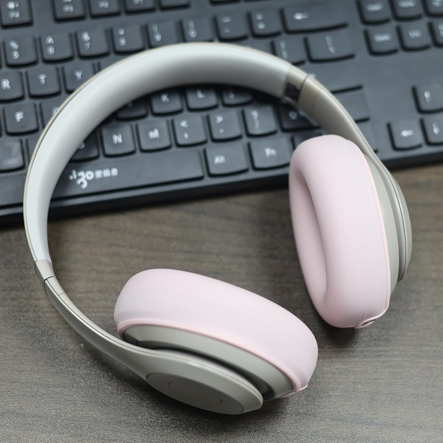 Adhiper Sweat Ear Covers for Beats Studio Pro Silicone Pink Washable