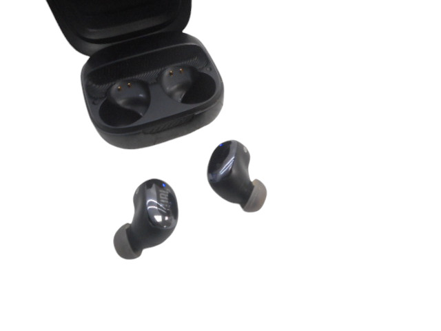 JBL Live Free 2 TWS True Bluetooth Wireless Noise Cancelling Earbuds Waterproof,