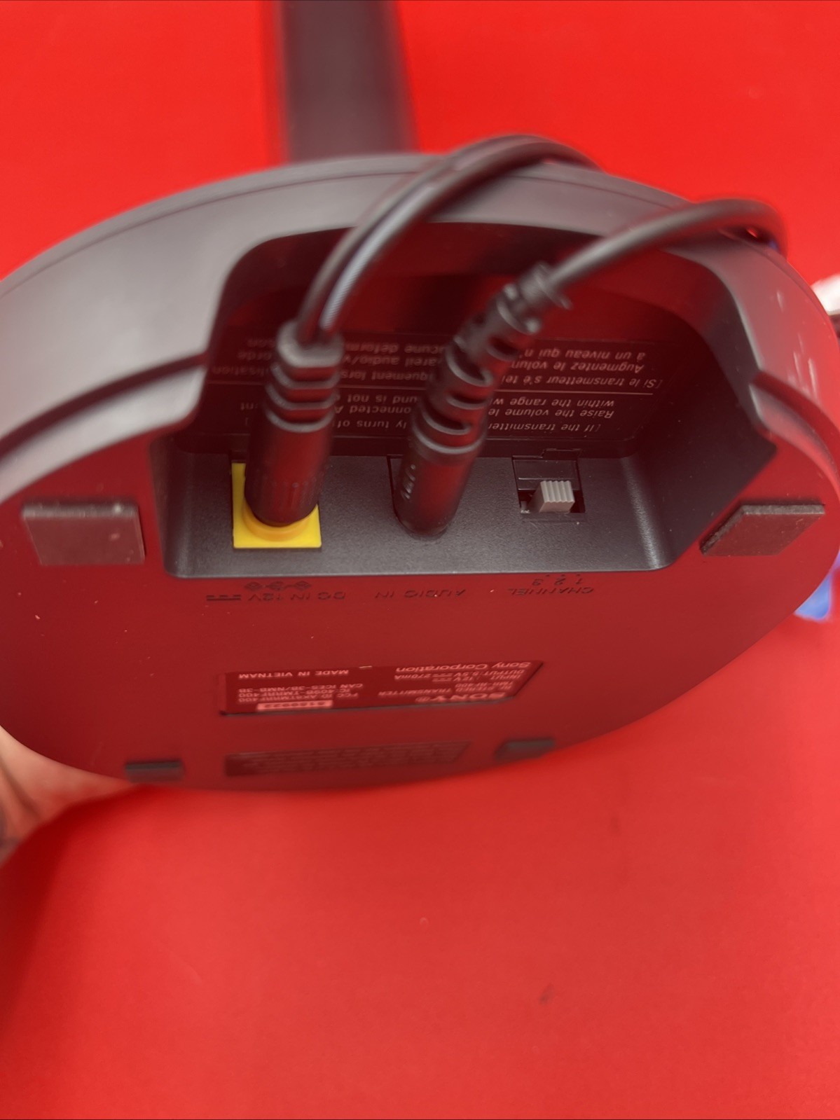 SONY WH-RF400 Wireless Headphones Transmitter Charging Base and Power Supply ON