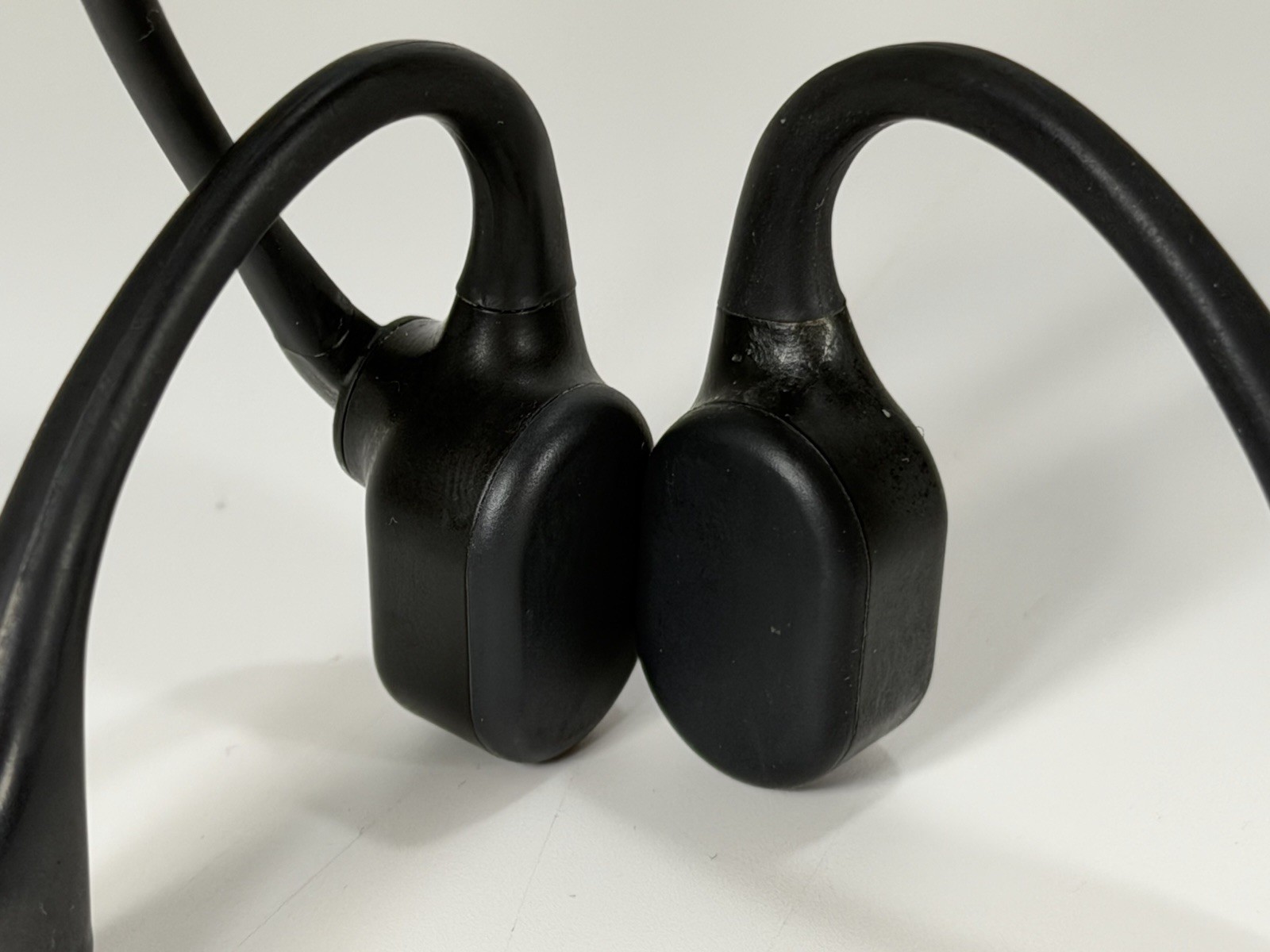 SHOKZ OPENCOMM UC Bone Conduction Bluetooth Headset with Boom Mic – USB-A