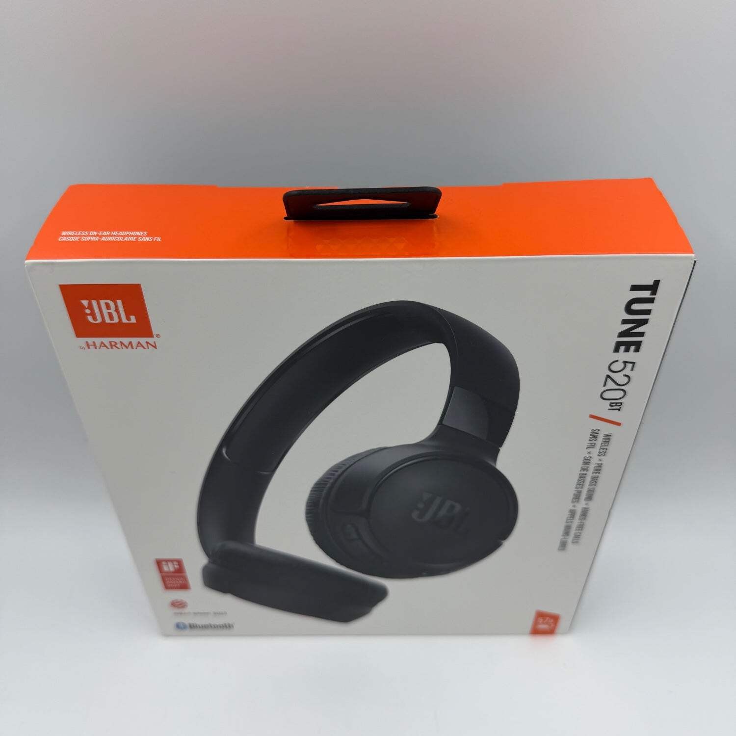 New JBL Tune 520 Wireless On-Ear Bluetooth Headphones Black JBLT520BTBLKAM