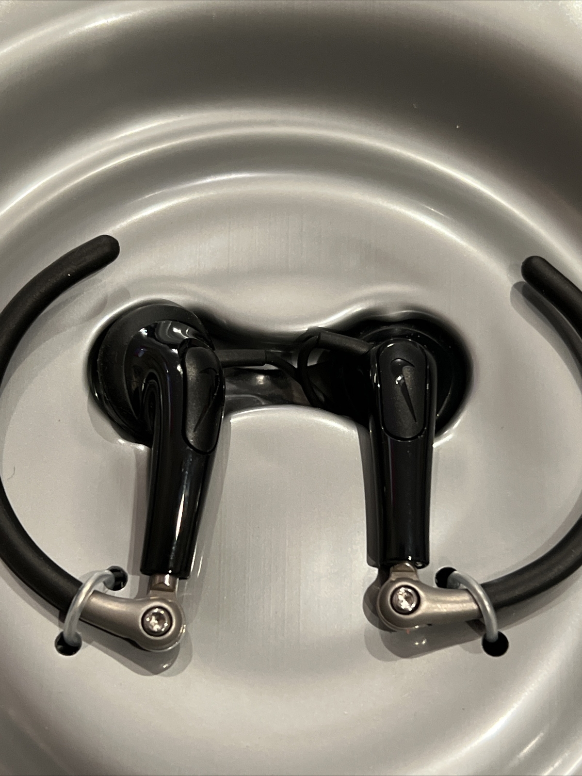 Nike Vapor Adjustable Sport Earphones Headphones New Open Box Rare