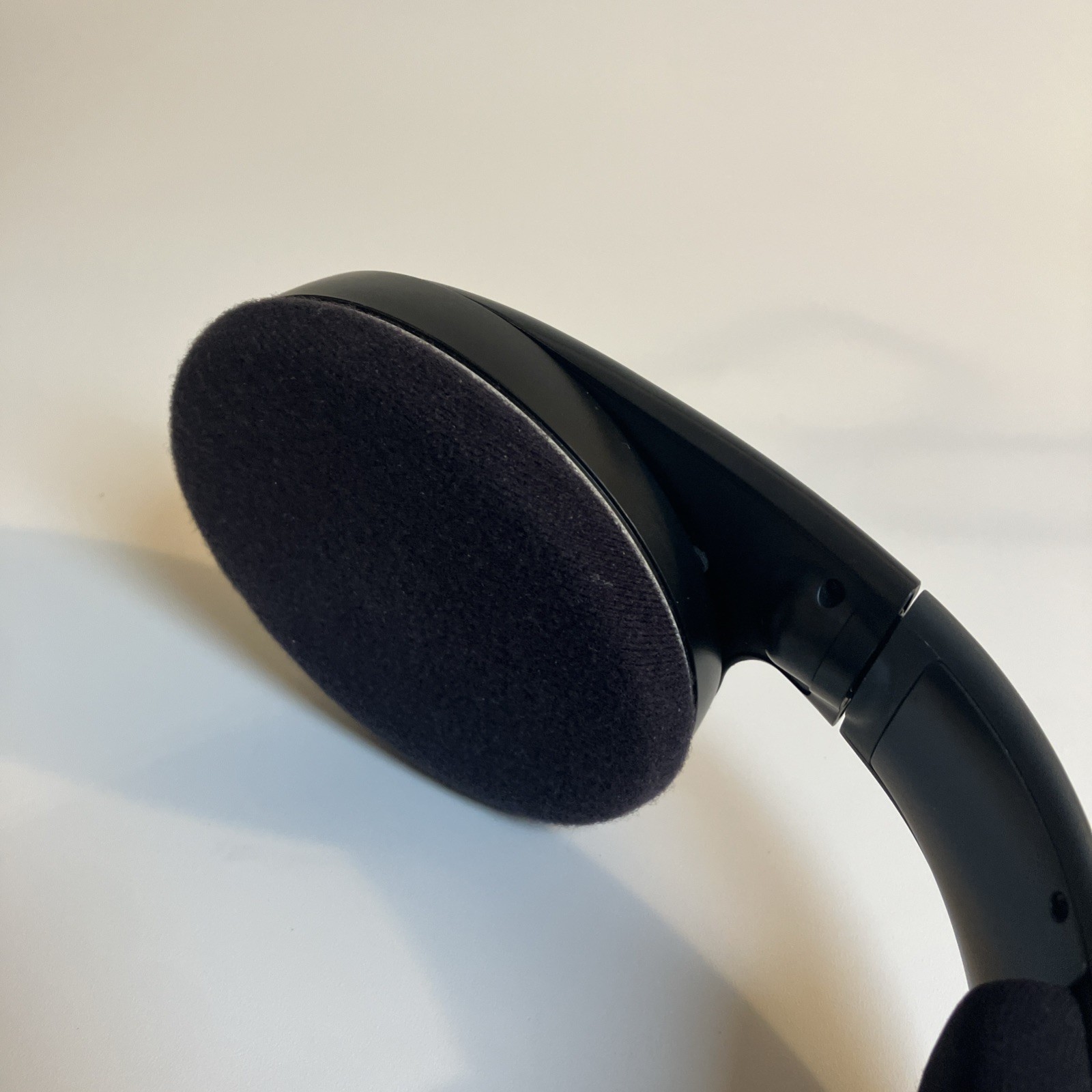 Sennheiser HDR 135 Wireless Headphones, TR135 Charging Dock Base & Manuals Works