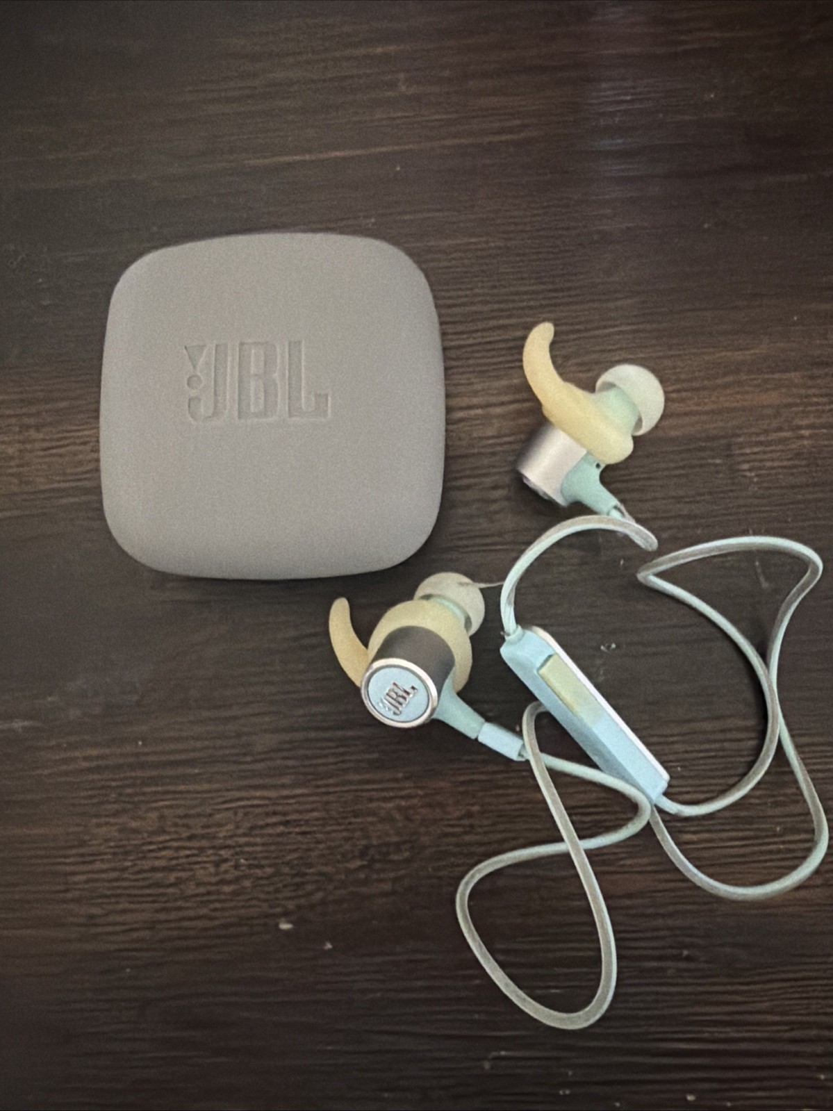 JBL Reflect Mini 2 Sweatproof Wireless In-Air Headphones Teal W/Case/Charge Cabl