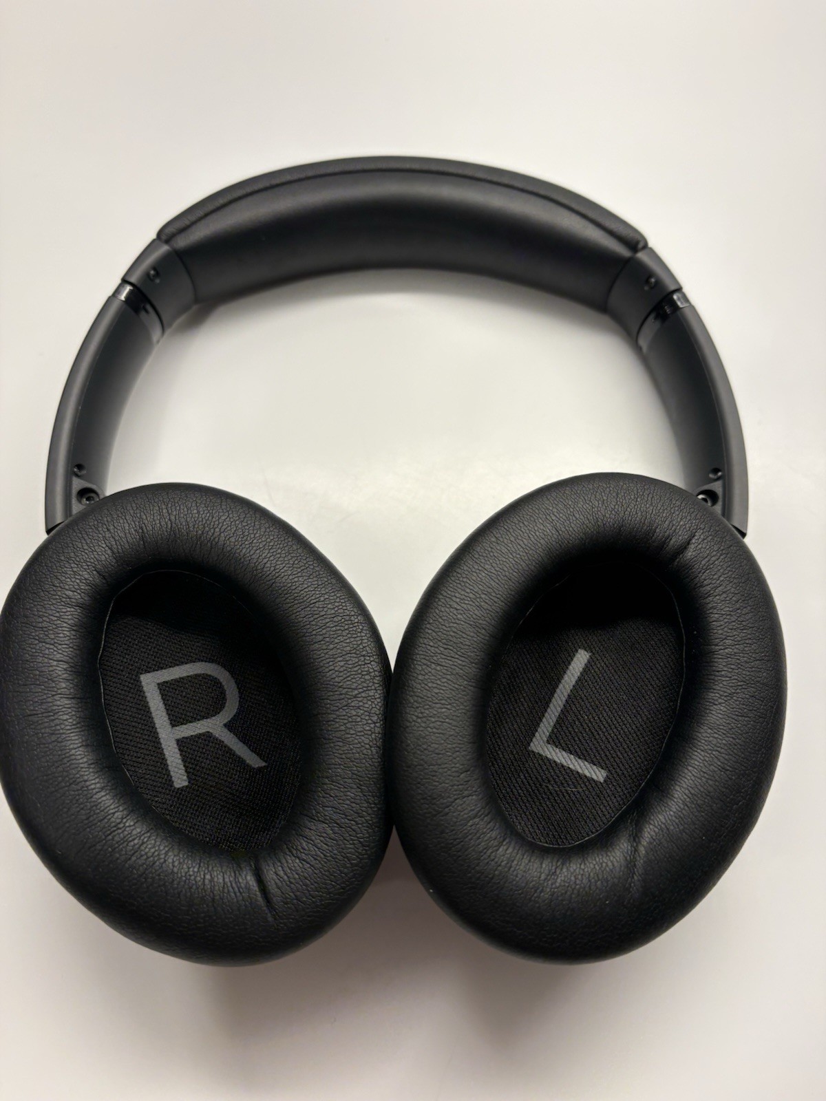 Bose QuietComfort Headphones Basically new