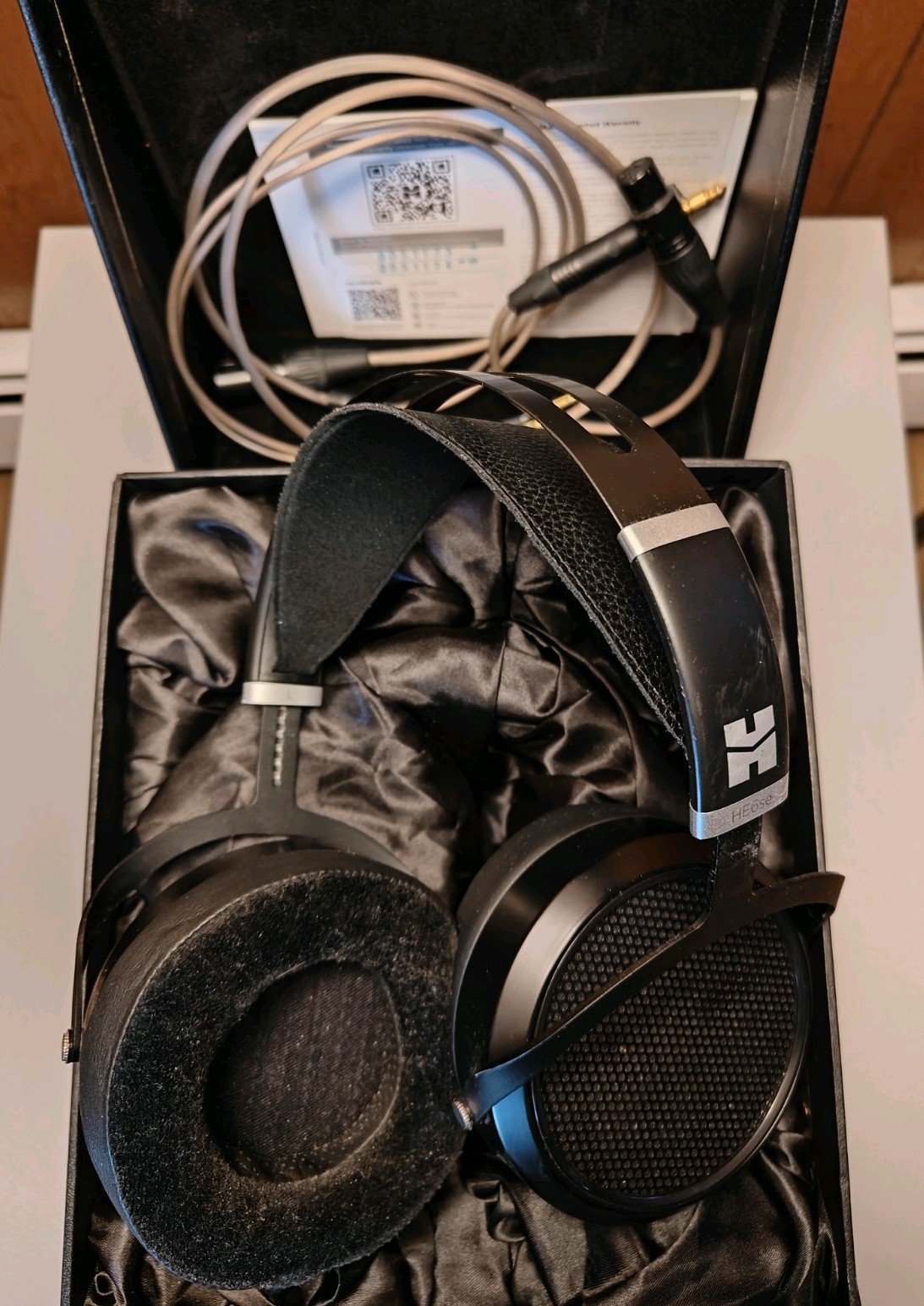HIFIMAN HE6SE Over the Head Headphones – Black