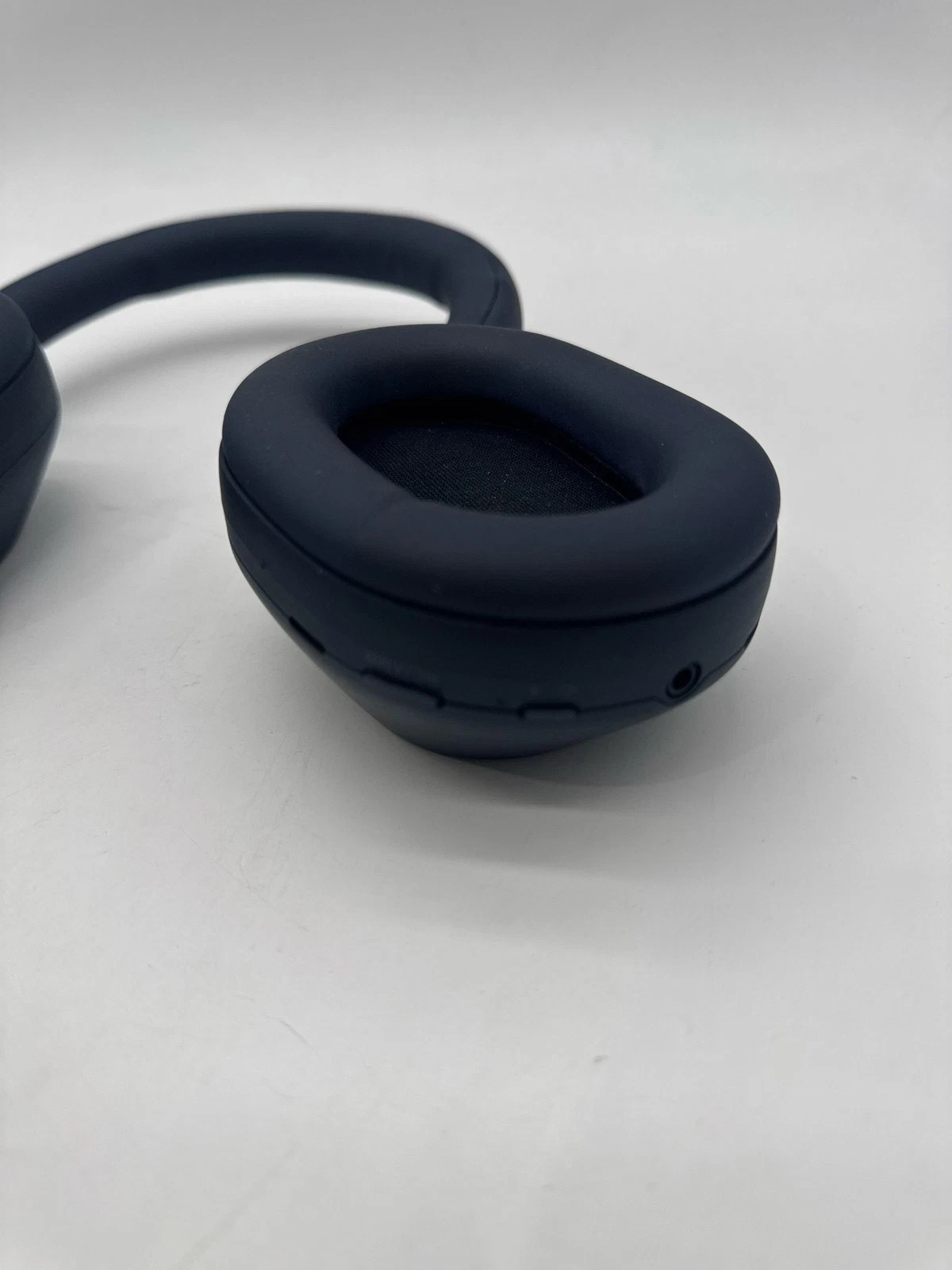 Sony WH-1000XM5 Wireless Noise Canceling Over-Ear Headphones Midnight Blue