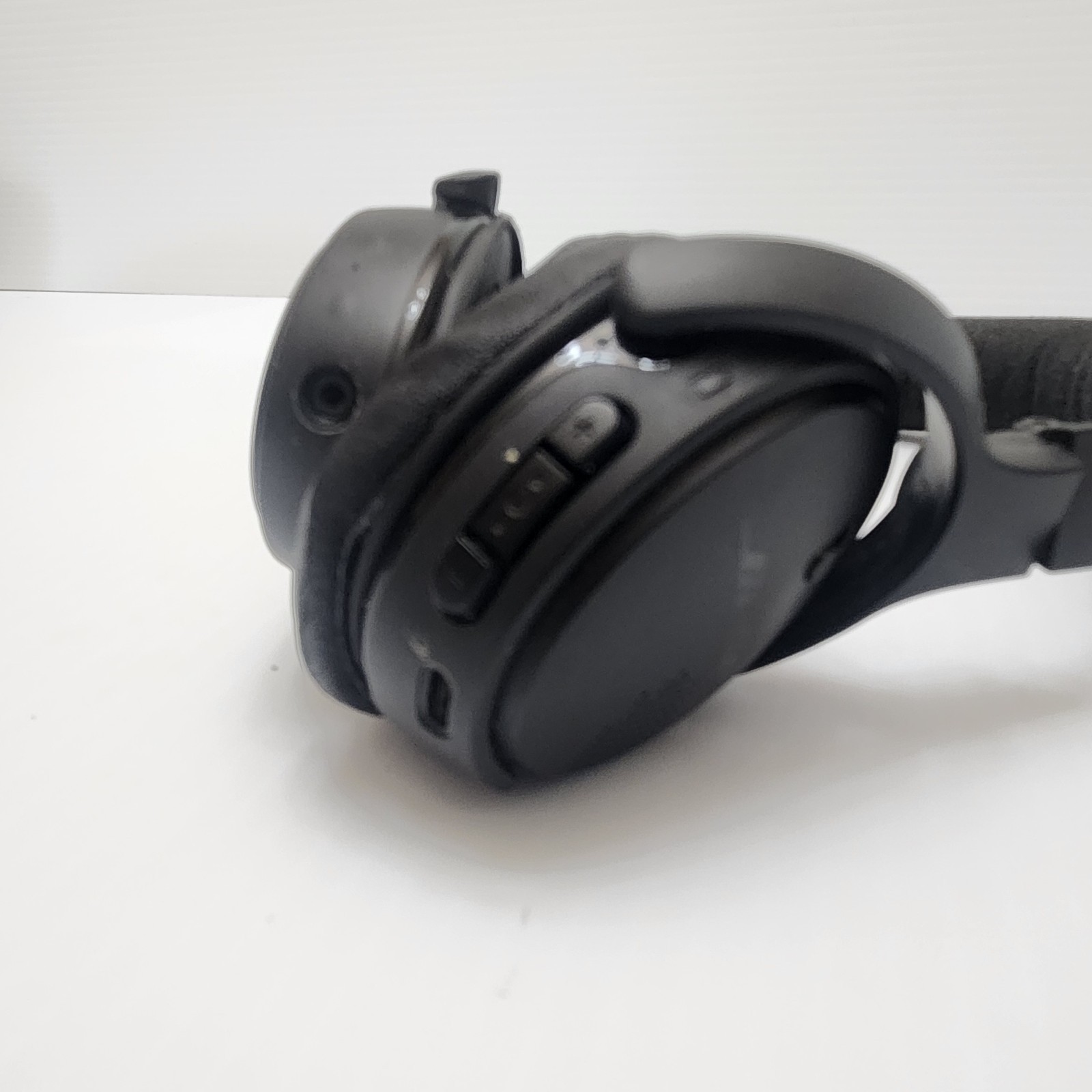 Bose QuietComfort Bluetooth Noise Cancelling Headset Case Adapters Manual