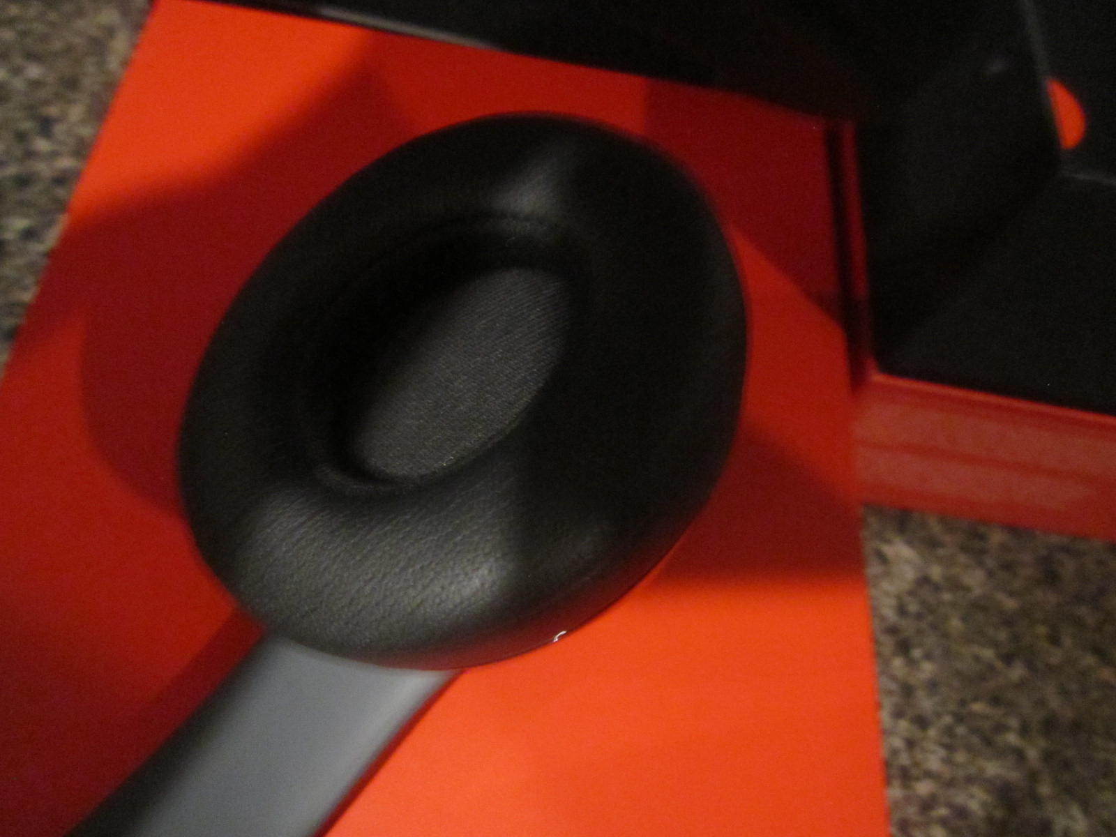 Beats Solo 2 Headphones (Wired) Black and Red