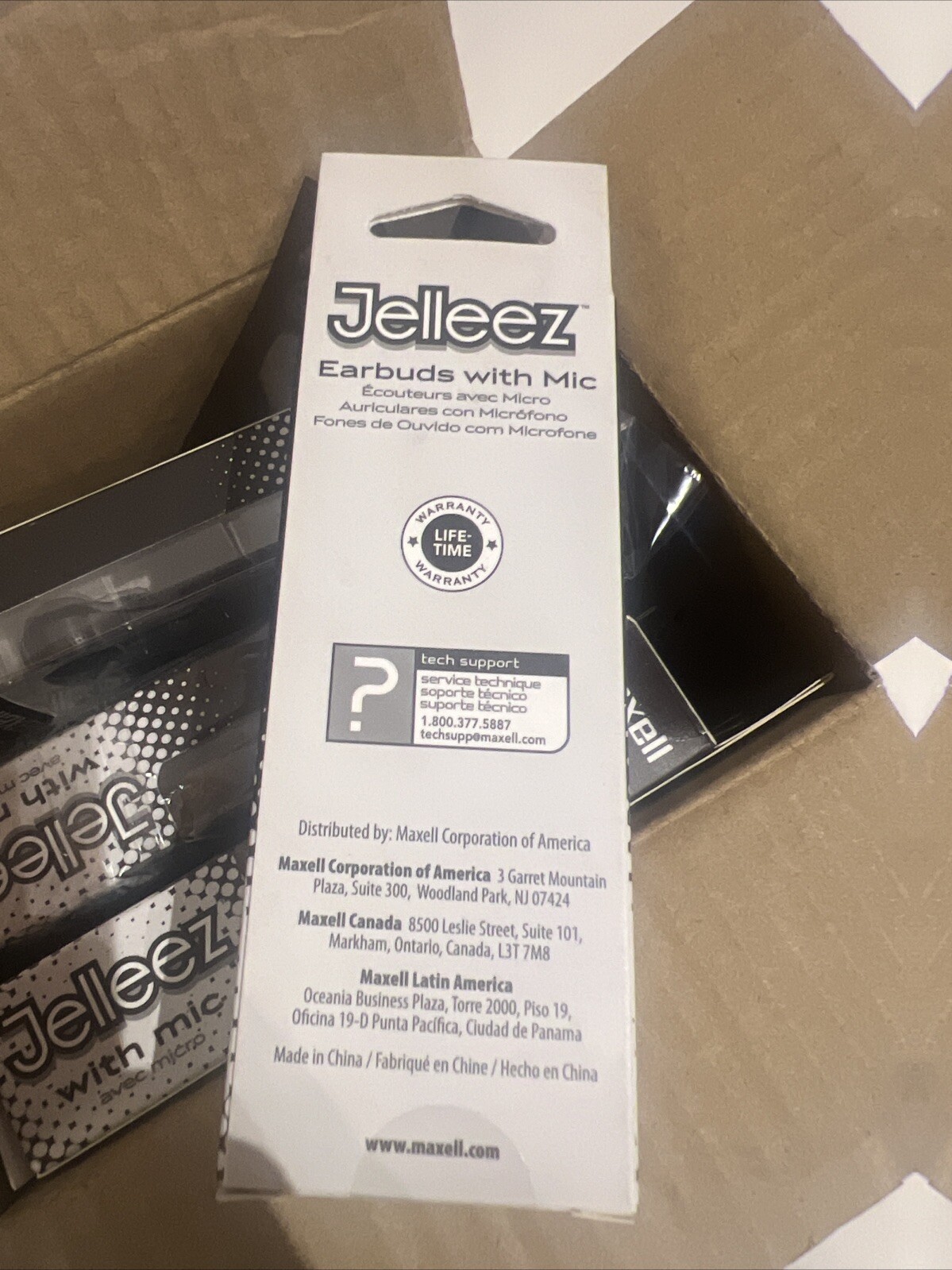 8 Lot Maxell 191569 JELM-BK Jelleez Earbuds Soft Comfort Fit with Mic. Free Ship