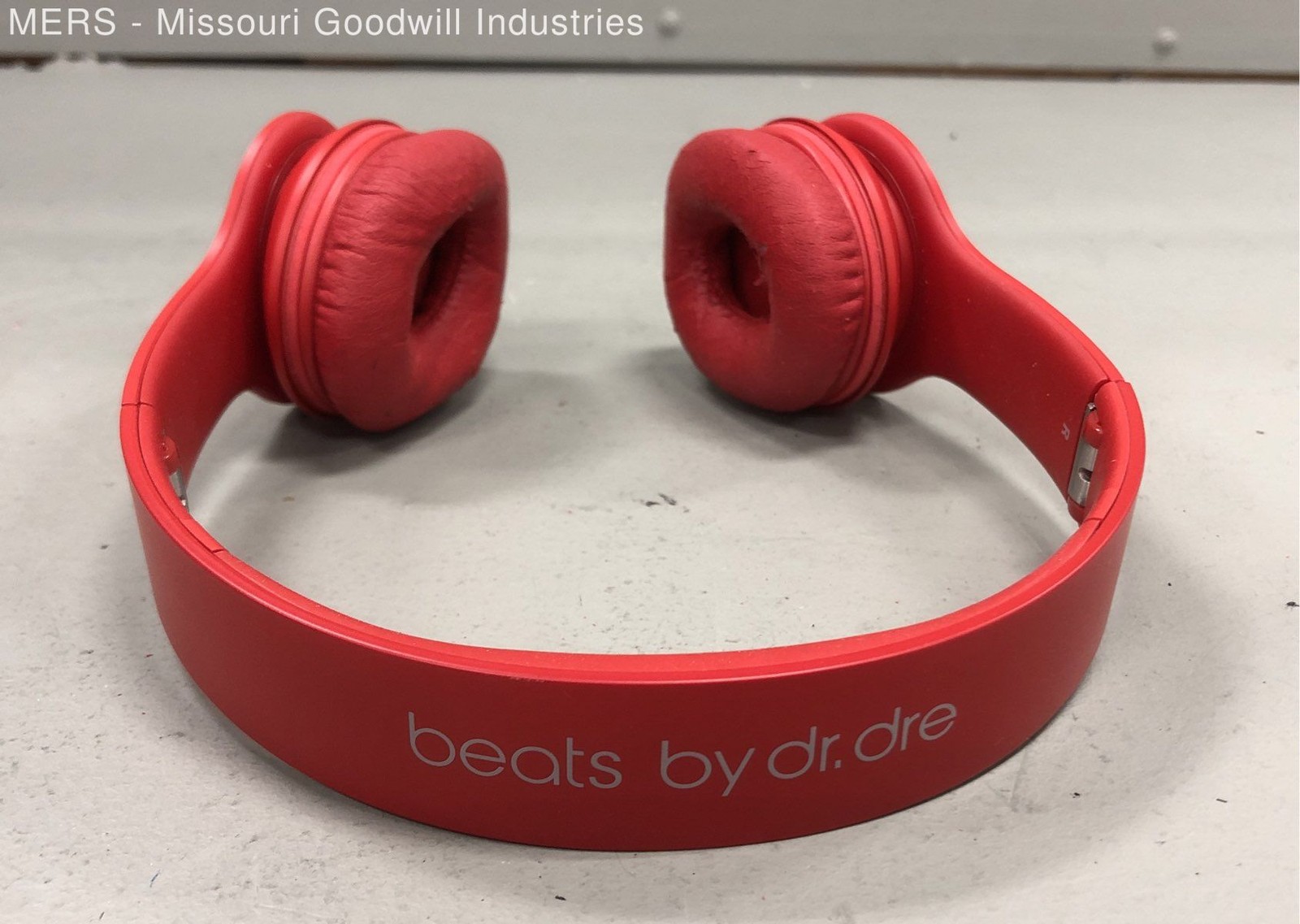 Beats by Dr. Dre Solo On-Ear Headphones Red With Case Tested Works