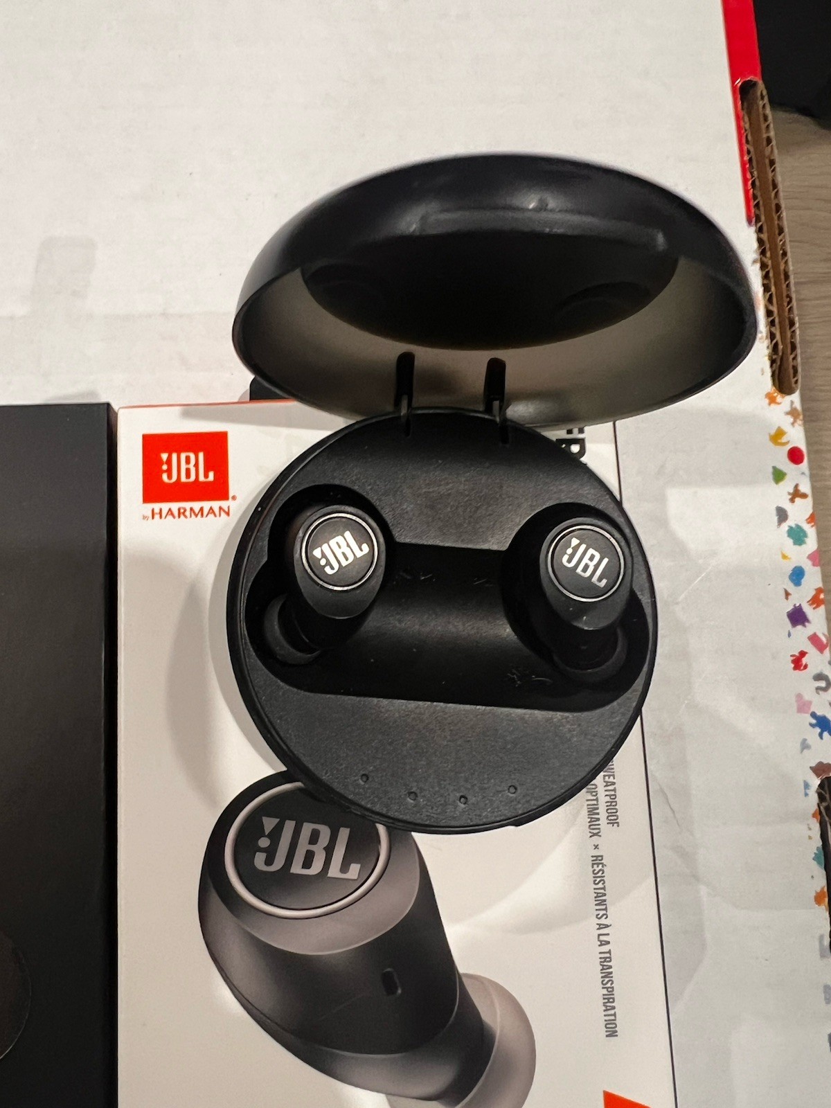 JBL Harman True Signature Sound Wireless Earbuds in Black (with New Rubber)
