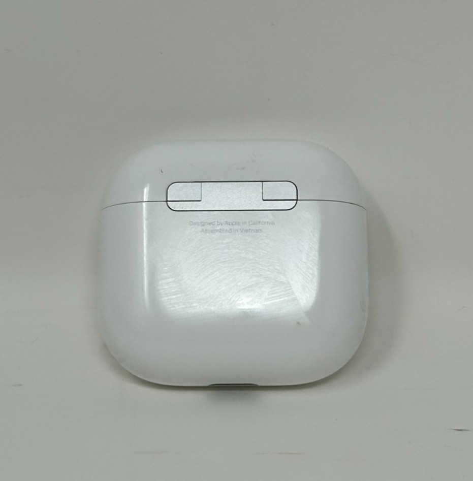 Apple AirPods 4 Complete Set A3050 A3053 A3058 White FREE SHIPPING📦