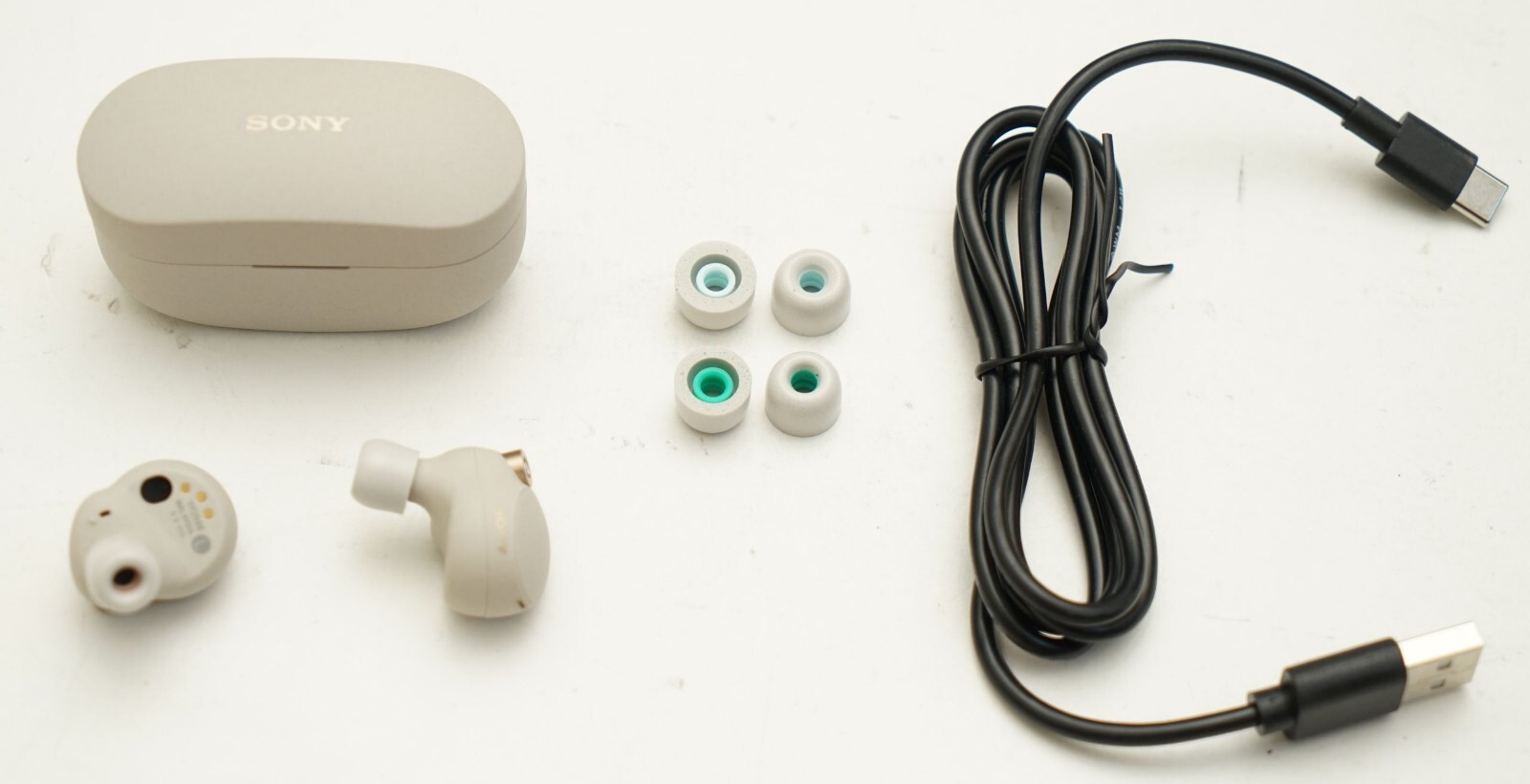 SONY WF-1000XM4/S Wireless Noise Canceling In-Ear Headphone Silver NEW BATTERIES