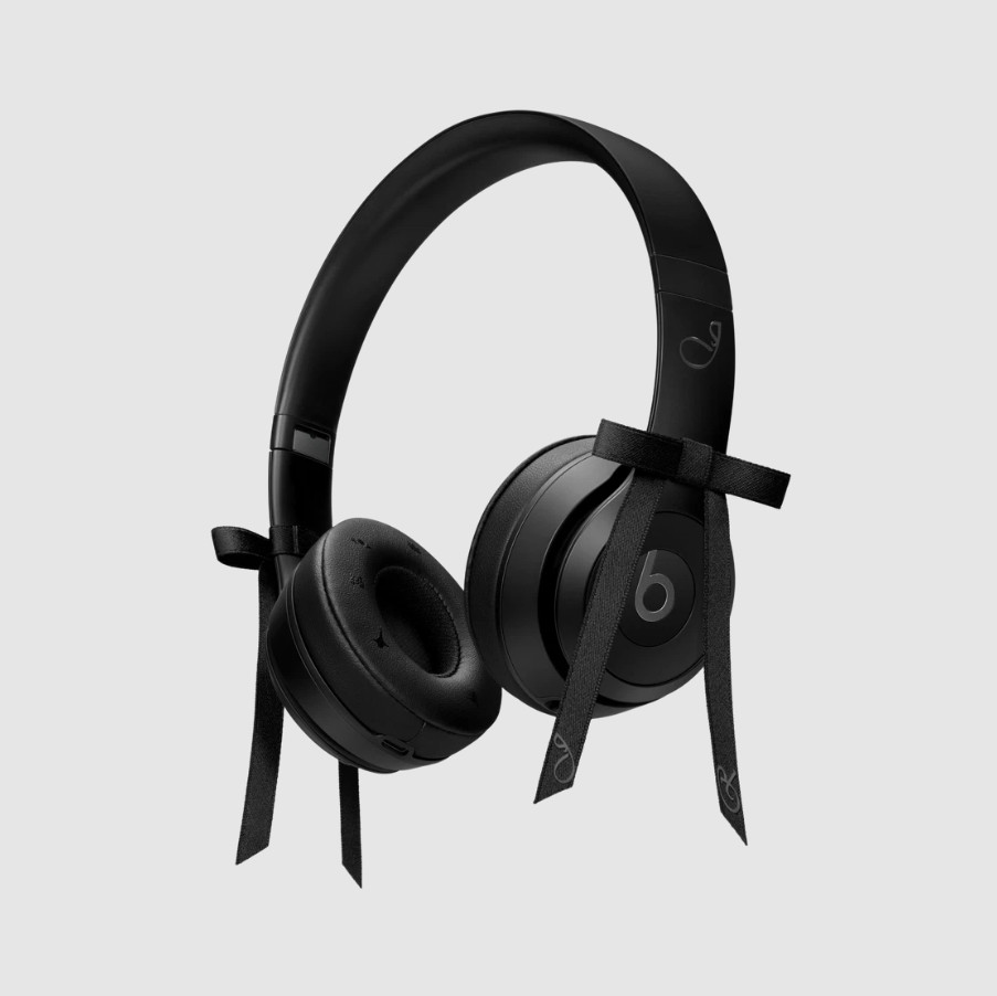 Beats Solo 4 Wireless On Ear Headphone Jennie Special Edition Onyx, Unopened