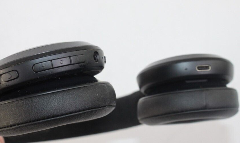 JBL LIVE460NC Wireless On-Ear Noise-Cancelling Bluetooth Headphones USED #R8684