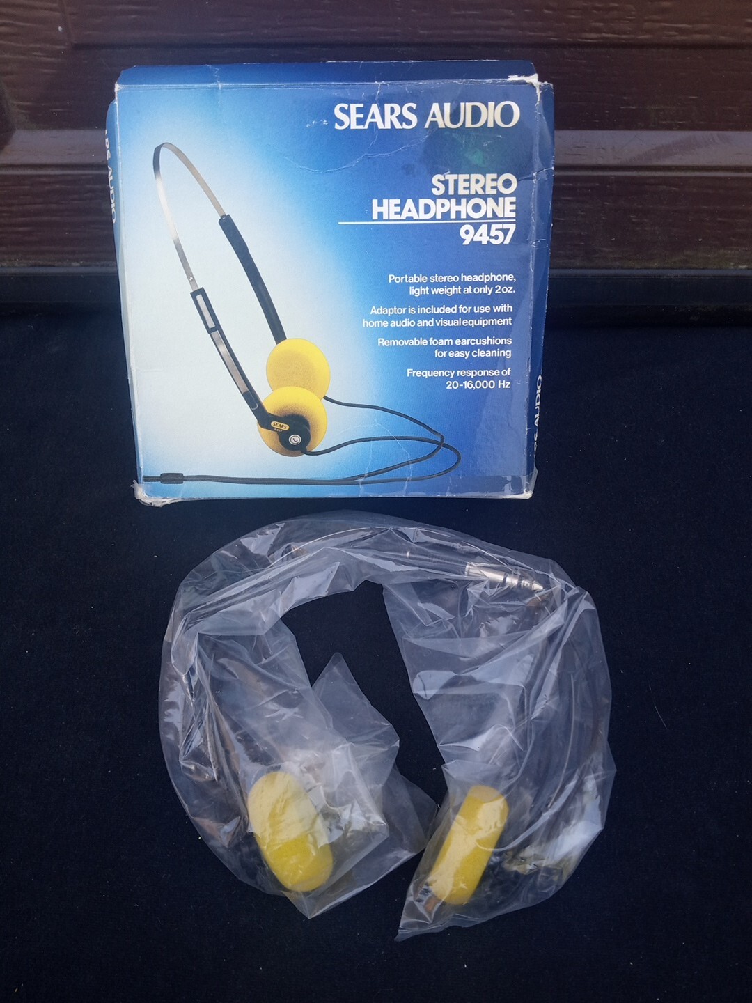 Vintage Sears Stereo Headphones 9457 Taiwan Yellow