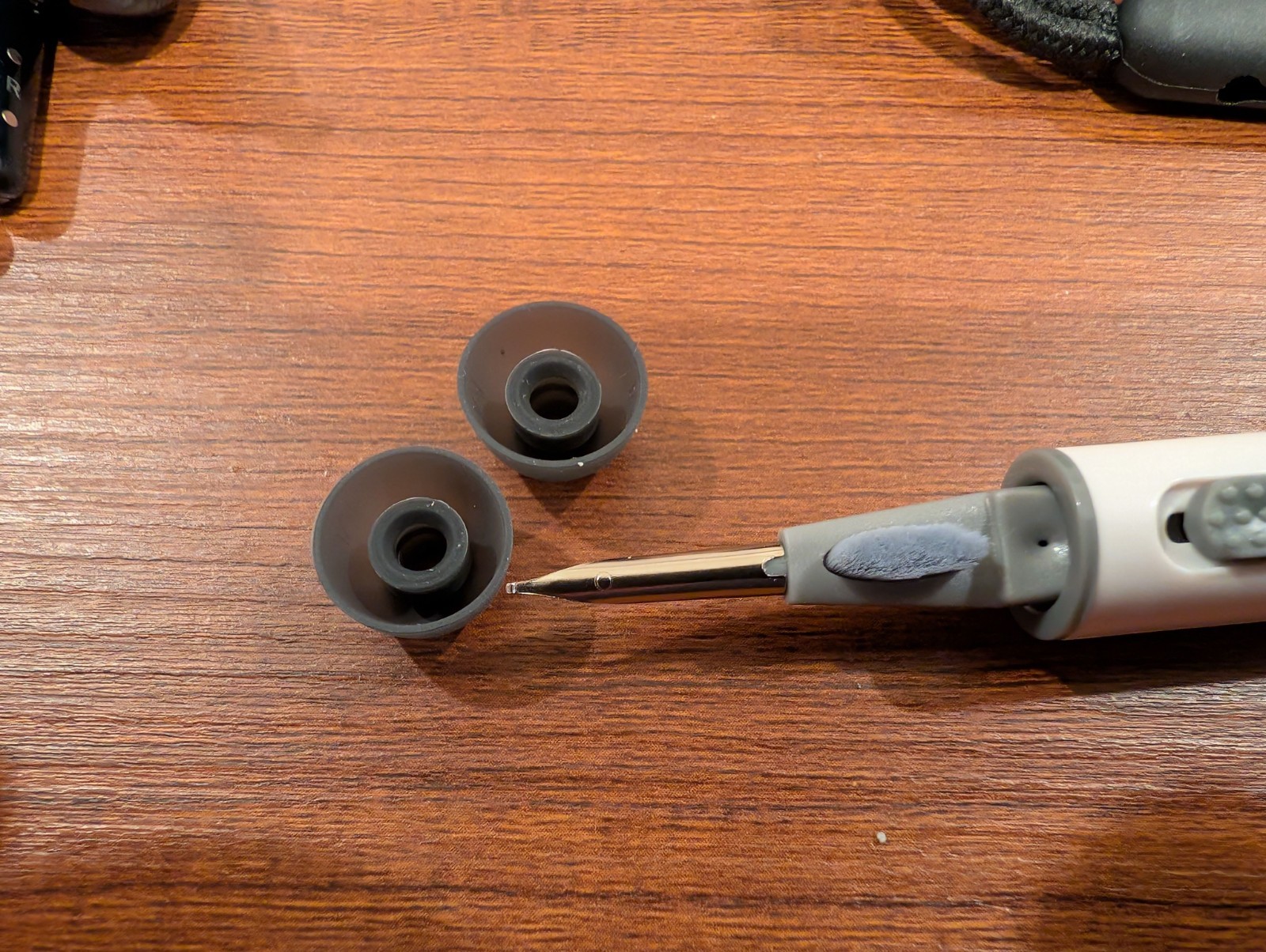 Soundcore Liberty 4 Pro (Black) with spare silicone case