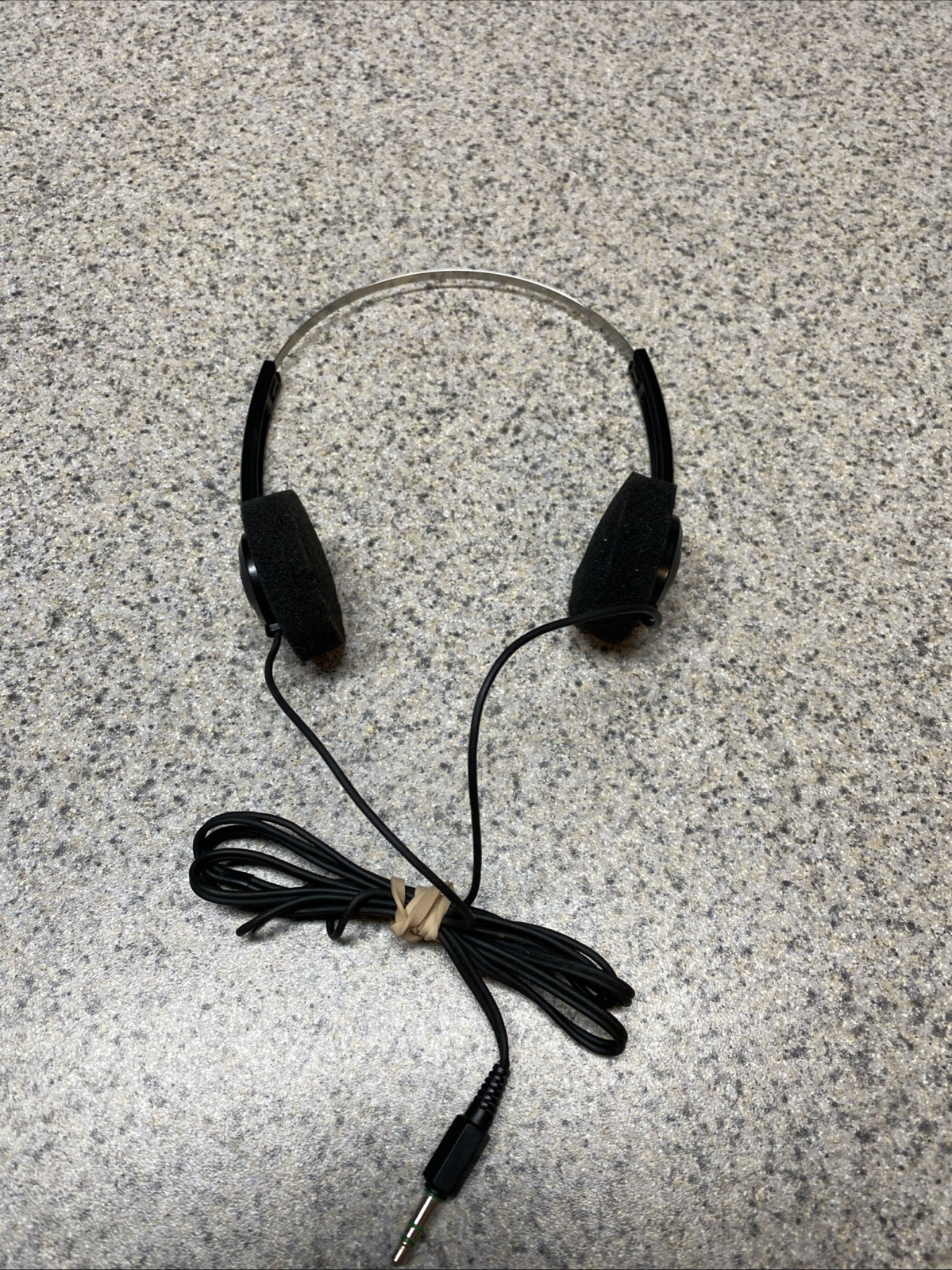 Sony MDR-010 Walkman Headphones— TESTED & WORK GREAT!