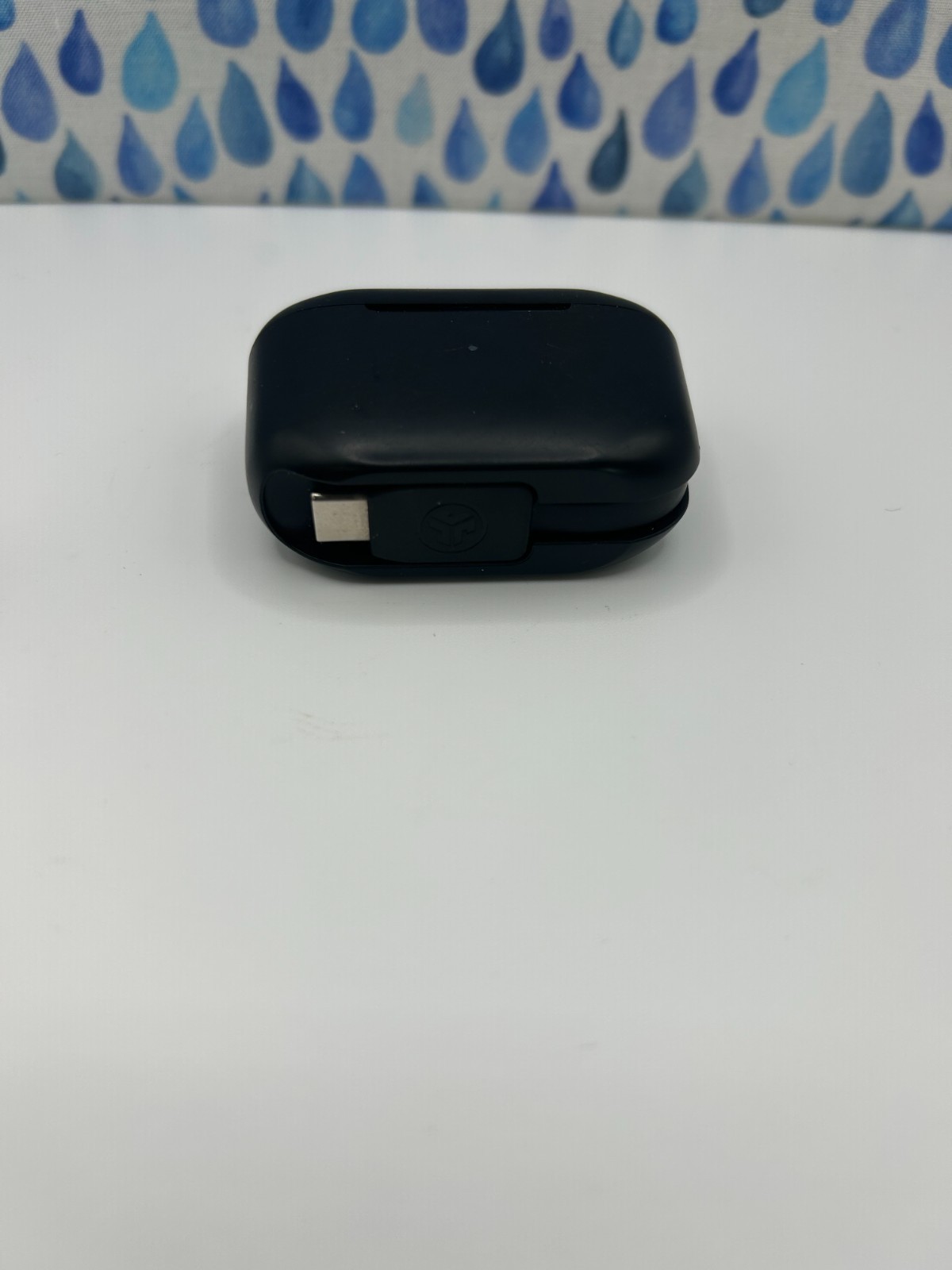 JLAB EBGAIRPOPRBLK124 Go Air Pop True Wireless Bluetooth Earbuds + Charging