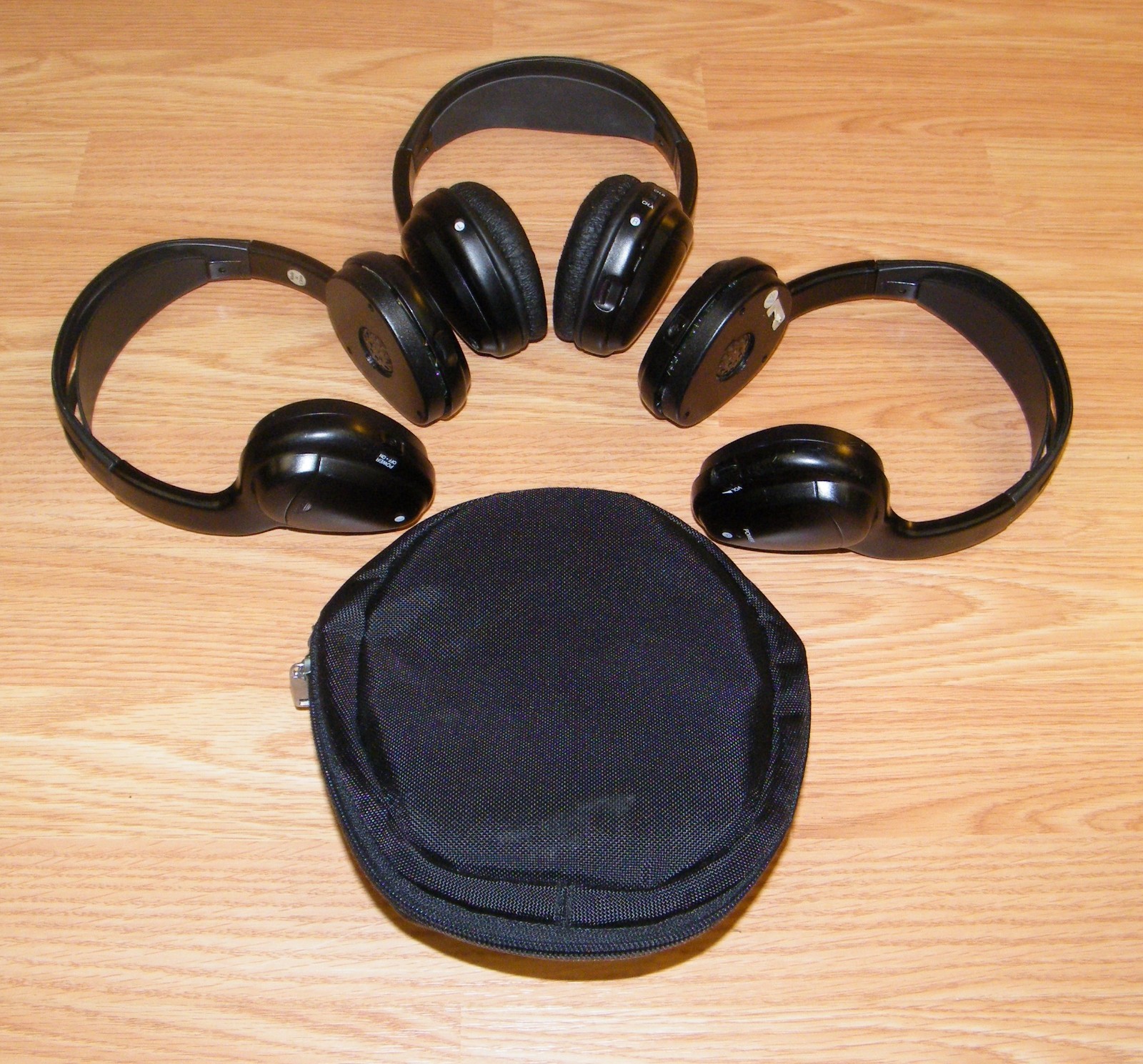 LOT of 3 Unbranded / Generic Black Wireless Stereo Headphones w/ Battery Covers