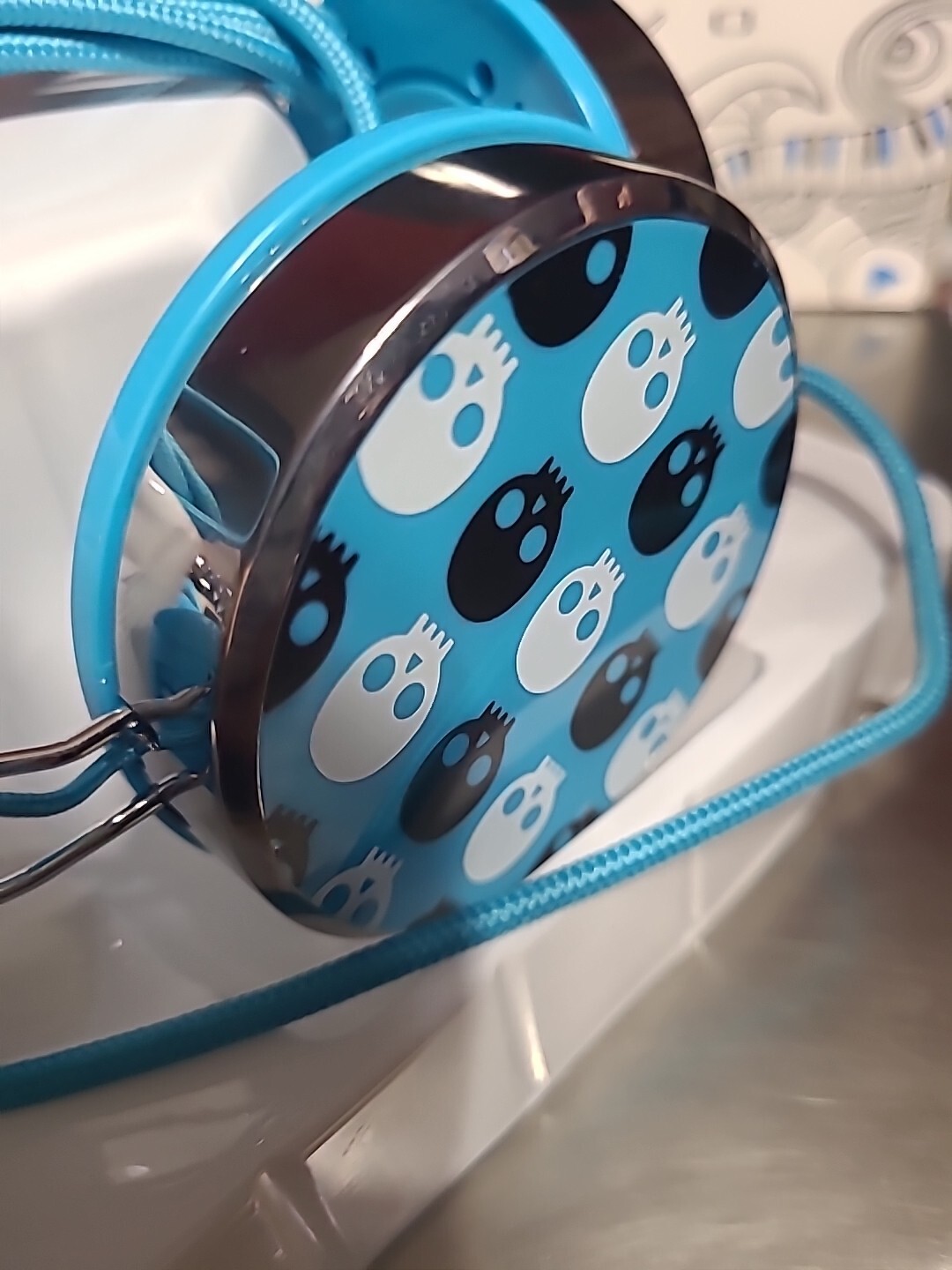 Rockpapa Headphones Model 878 Black White Skulls Plus Extra Set W/no Pads Blue