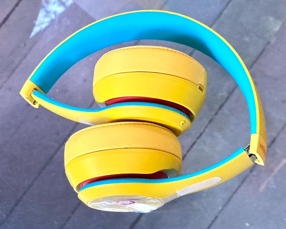 Beats Solo3 Wireless Bluetooth Club Collection Headphones Beats by Dre – Yellow