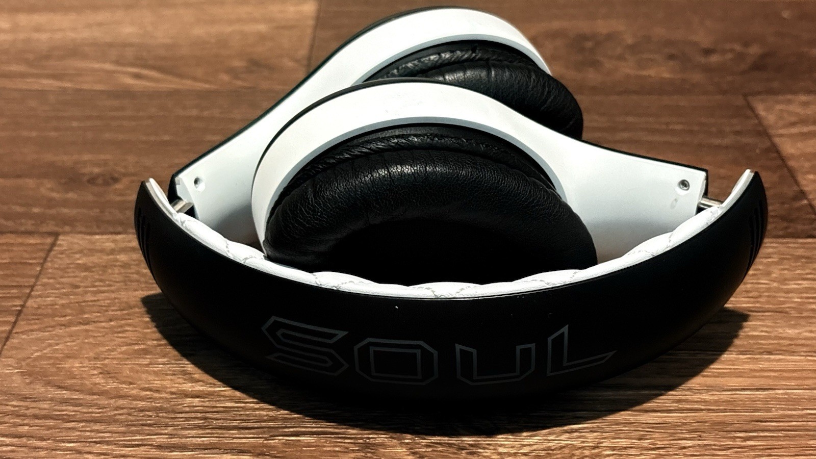 SOUL SL300WB Over-Ear Wired 3.5mm Noise Canceling Headphones Black/White