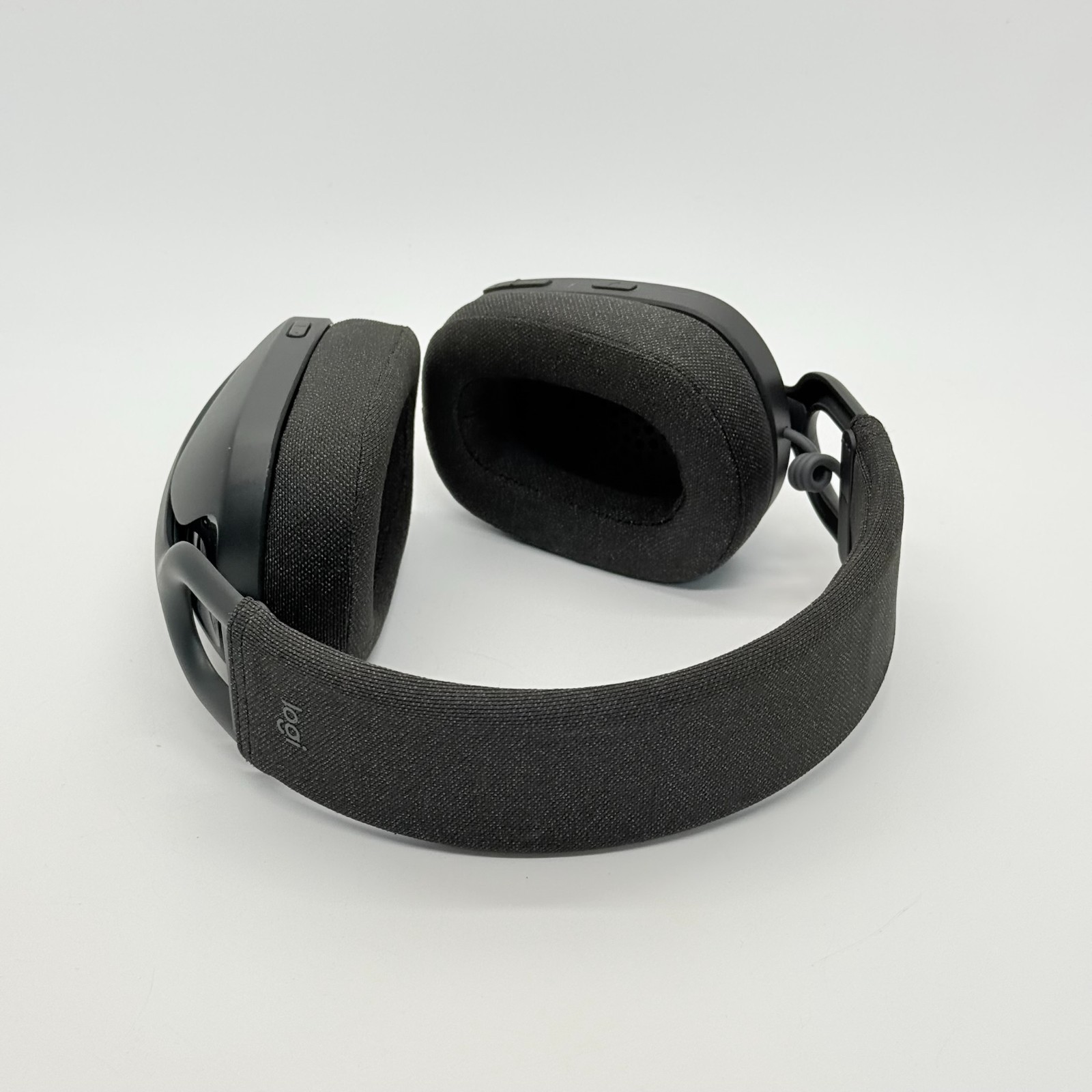 Logitech Zone Vibe 100 Lightweight Wireless Over Ear Headphones – Graphite