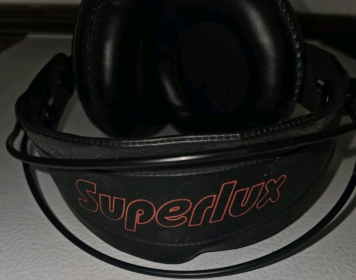 Superlux HD 681 – Dynamic – Semi-Open – Headphones – DJ Over Ear – Professional