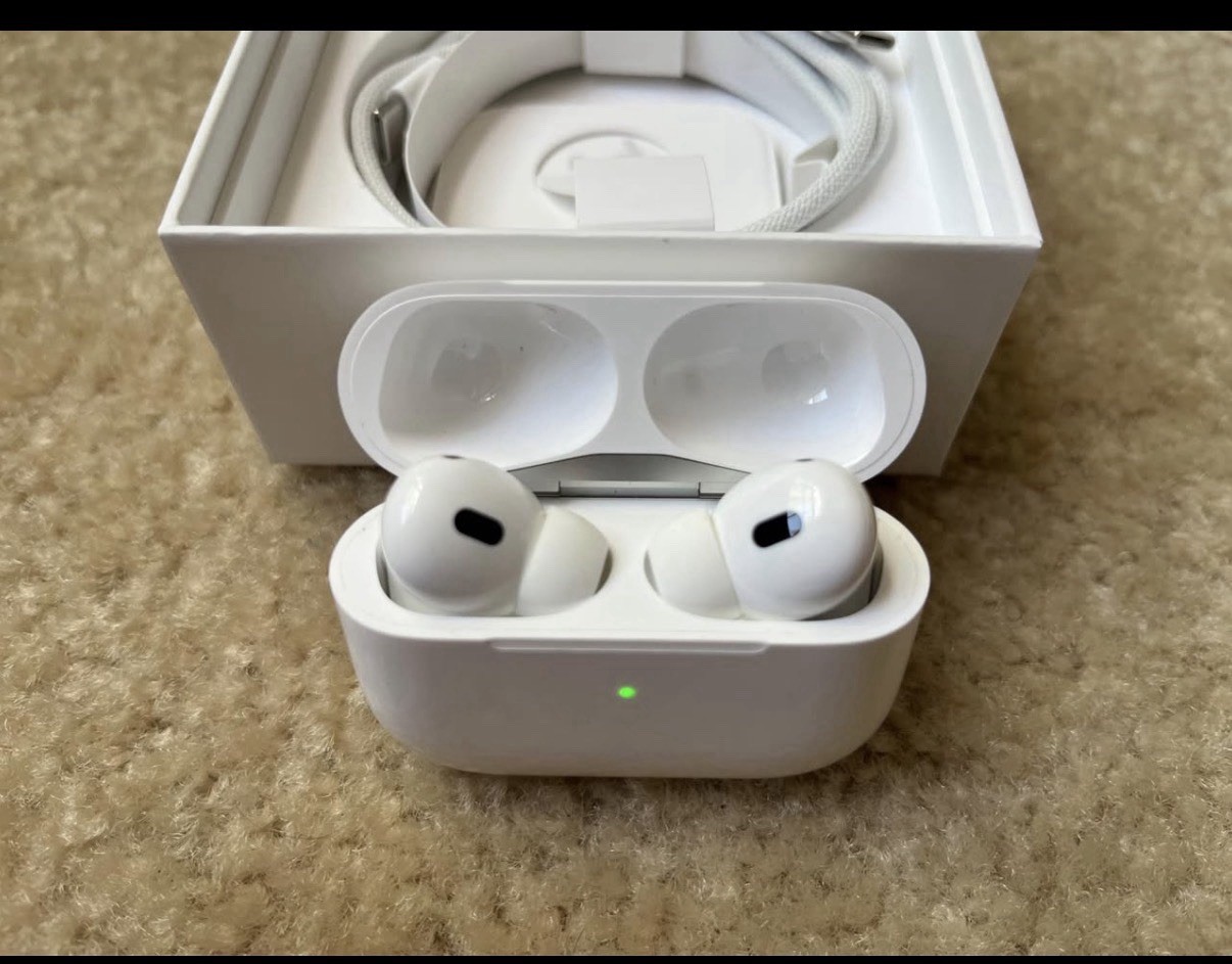 AirPods Pro White