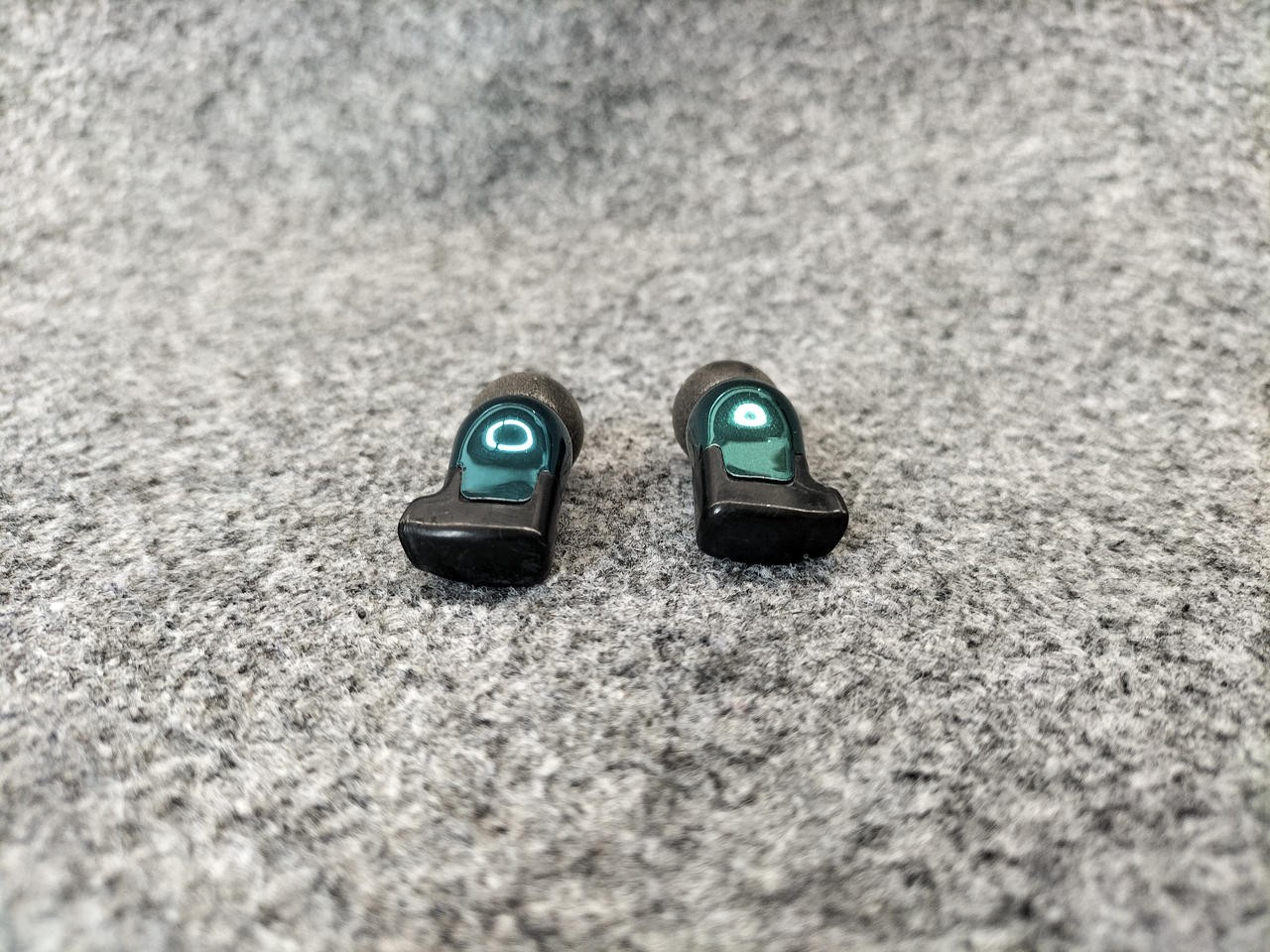 Ultimate Ears Triple.Fi 10 Triple Driver IEMs – Pro Triple BA, Exc Condition