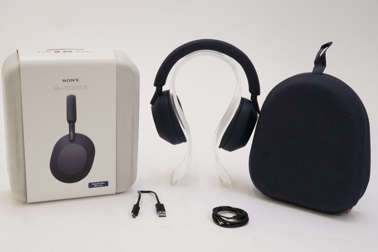 Sony WH-1000XM5 Wireless Noise Canceling Headphones (Midnight Blue)