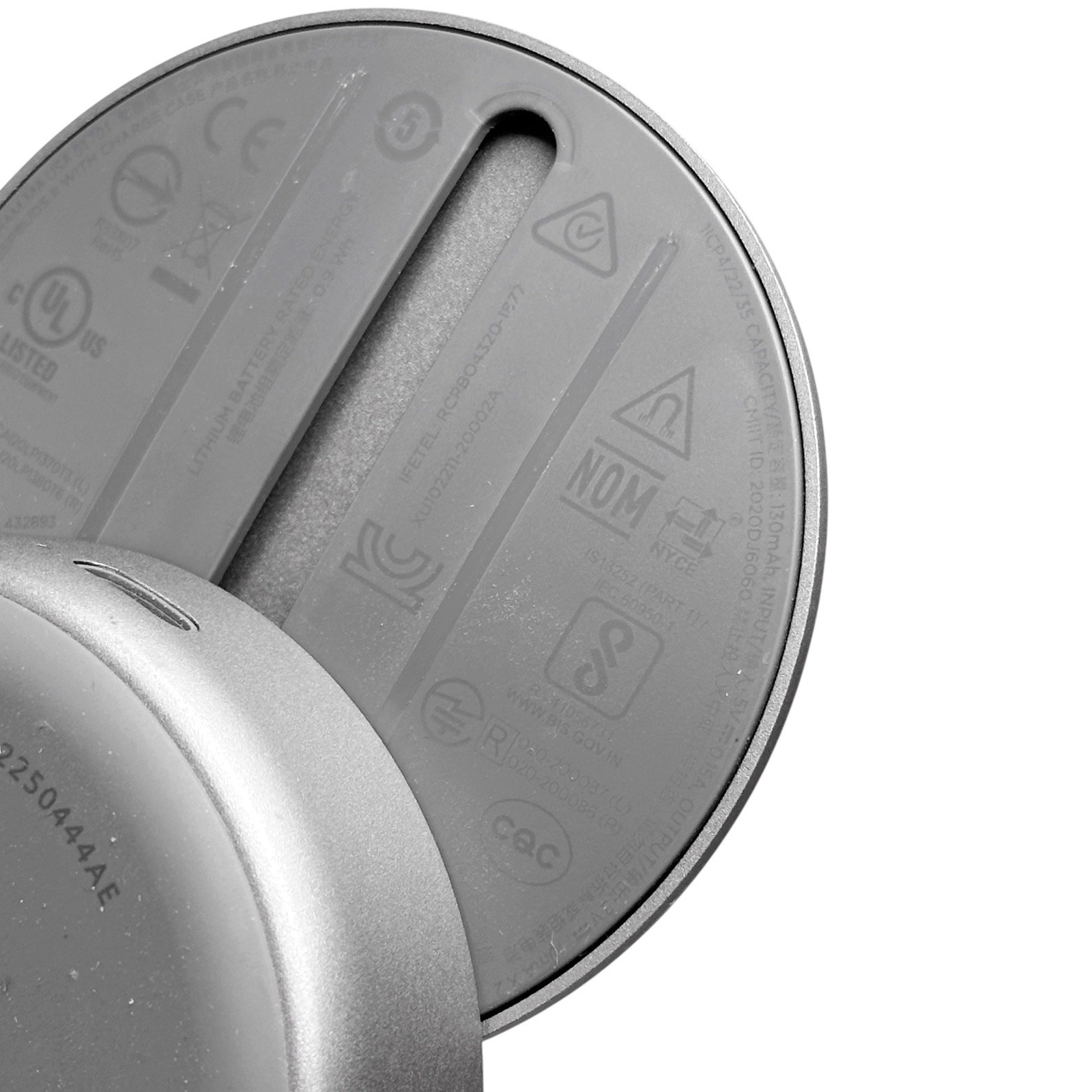 *PARTS/REPAIR* Bose Sleepbuds II Wireless Noise Masking Earbuds (READ)