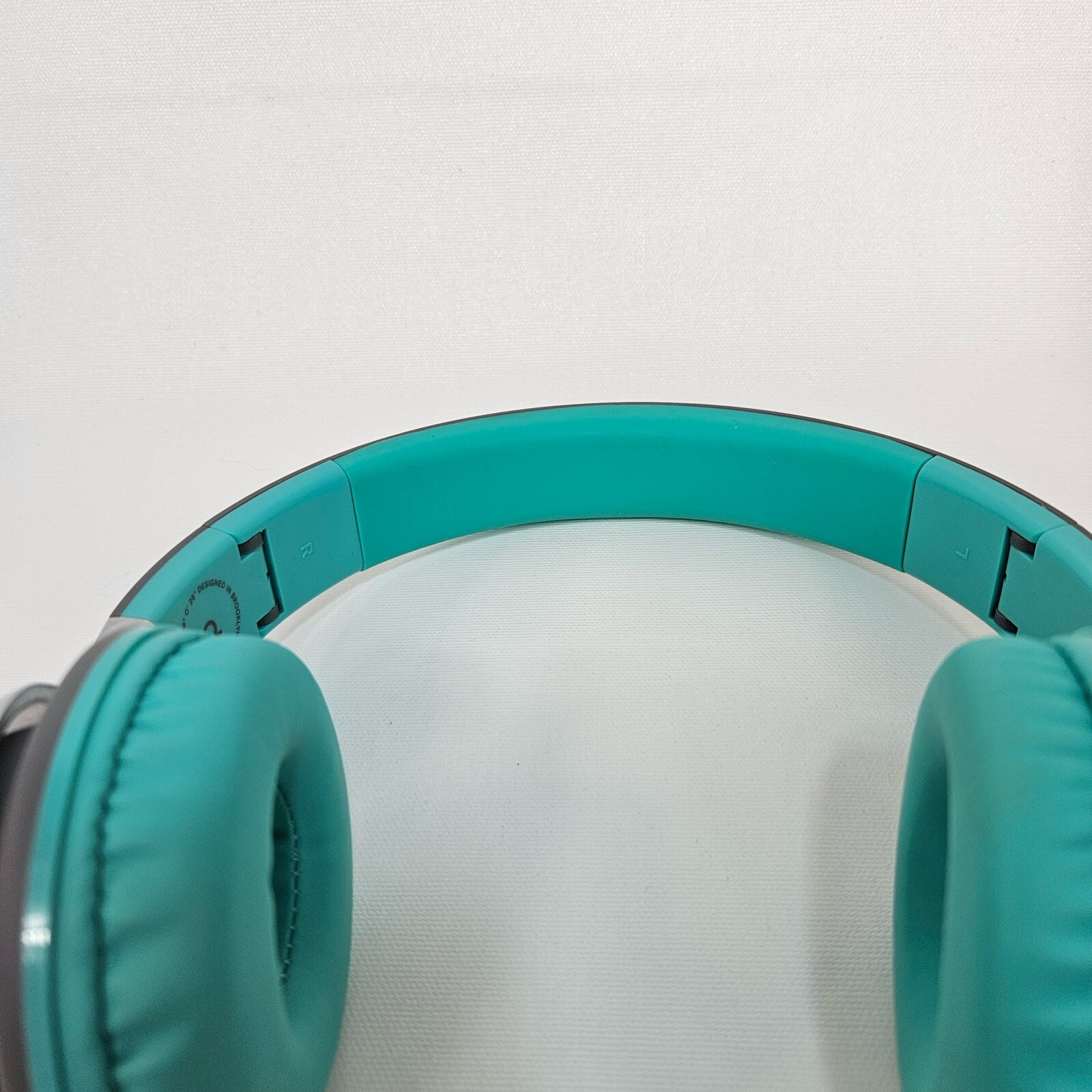 ARTIX CL750 Wired Headphones with Mic & Volume Control Turquoise