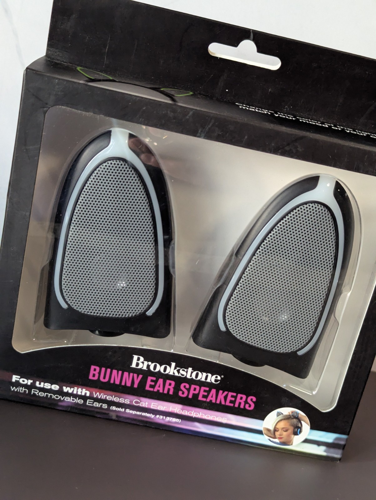 Brookstone Bunny Ear Speakers Color Changing Lights Removable Twist Rare HTF